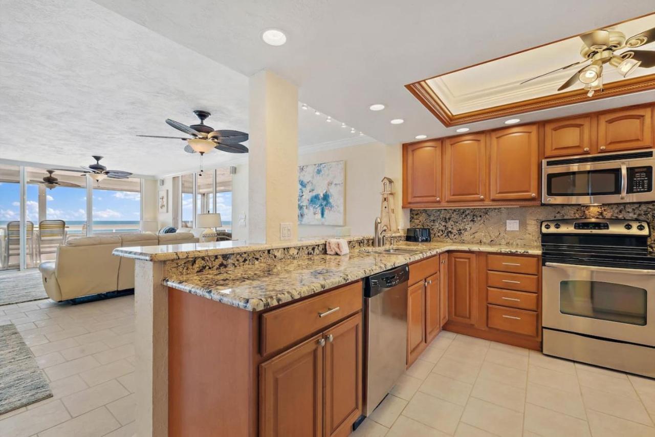 Redington Towers 3f 2bd 2ba Beachfront *