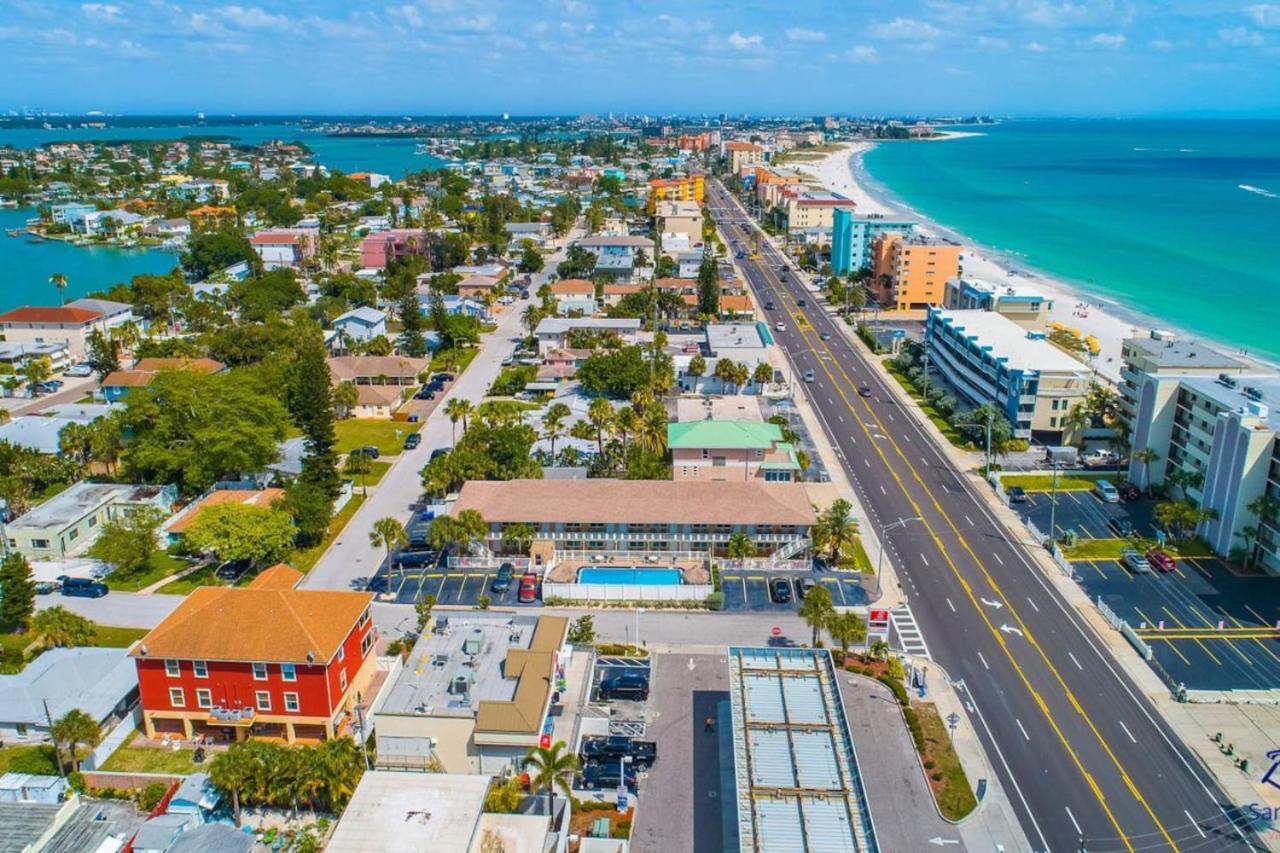 Holiday home Madeira Tropic Breeze Unit 18 Second Floor St. Pete Beach