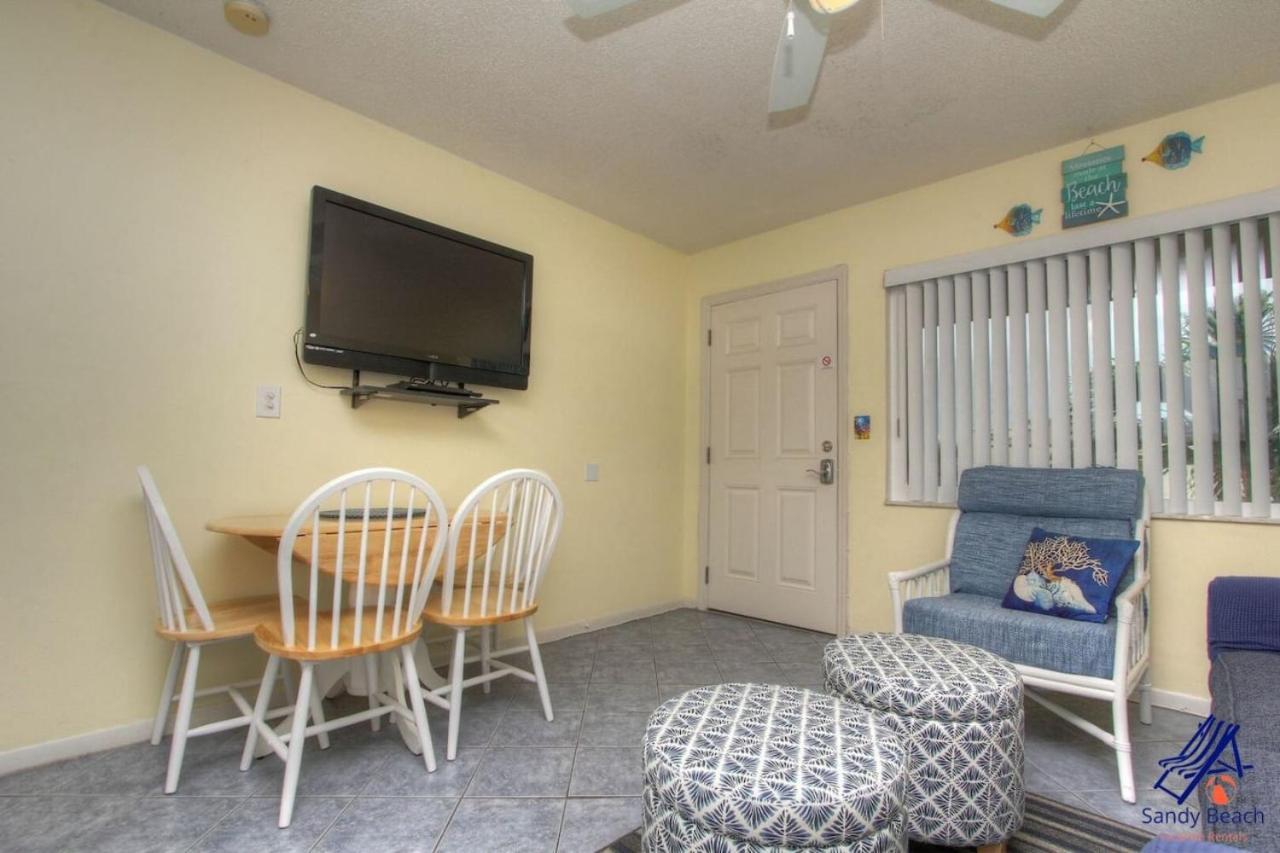 Madeira Tropic Breeze Unit 18 Second Floor * St. Pete Beach