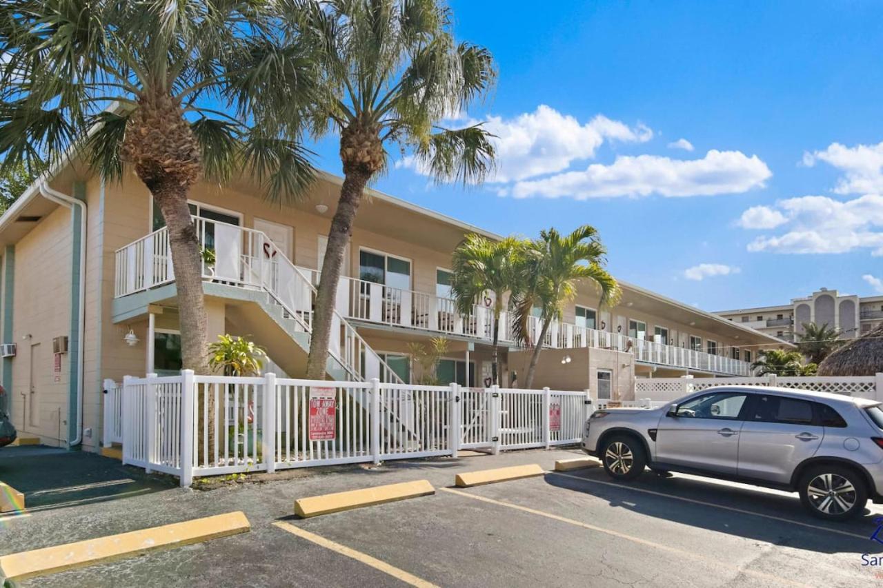 Madeira Tropic Breeze Unit 15 Second Floor *