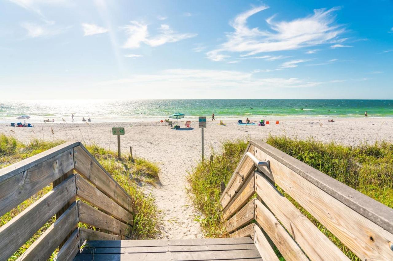 Holiday home Madeira Tropic Breeze Unit 11 Second Floor St. Pete Beach