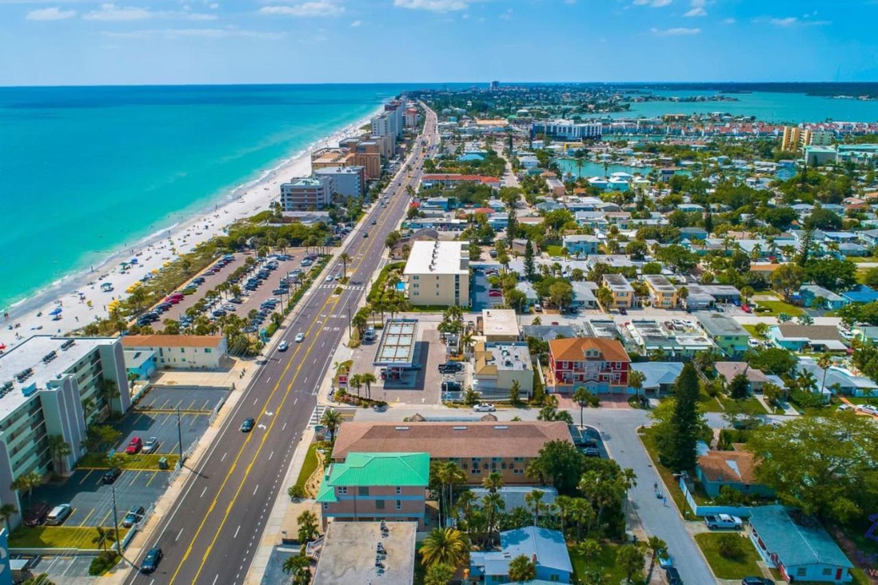 Madeira Tropic Breeze Unit 11 Second Floor *