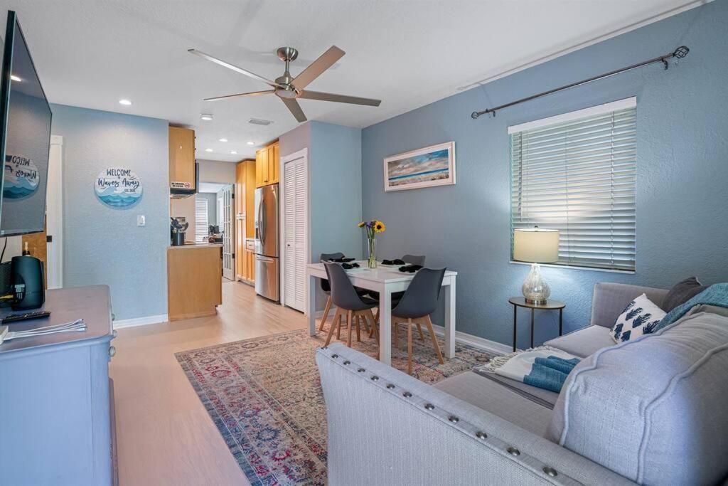 Amazing House Block From Beaches & Attractions St. Pete Beach