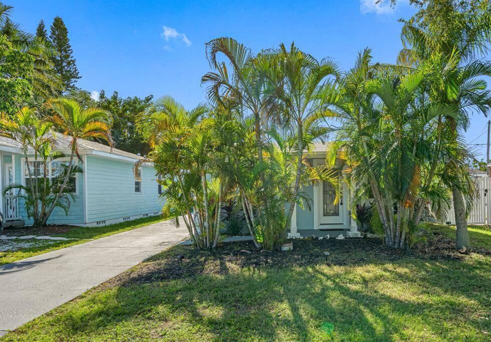 Amazing House Block From Beaches & Attractions St. Pete Beach