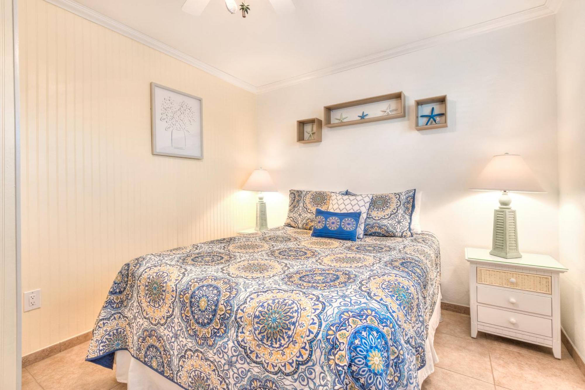 Tropic Terrace #51 - Beachfront Apartment *