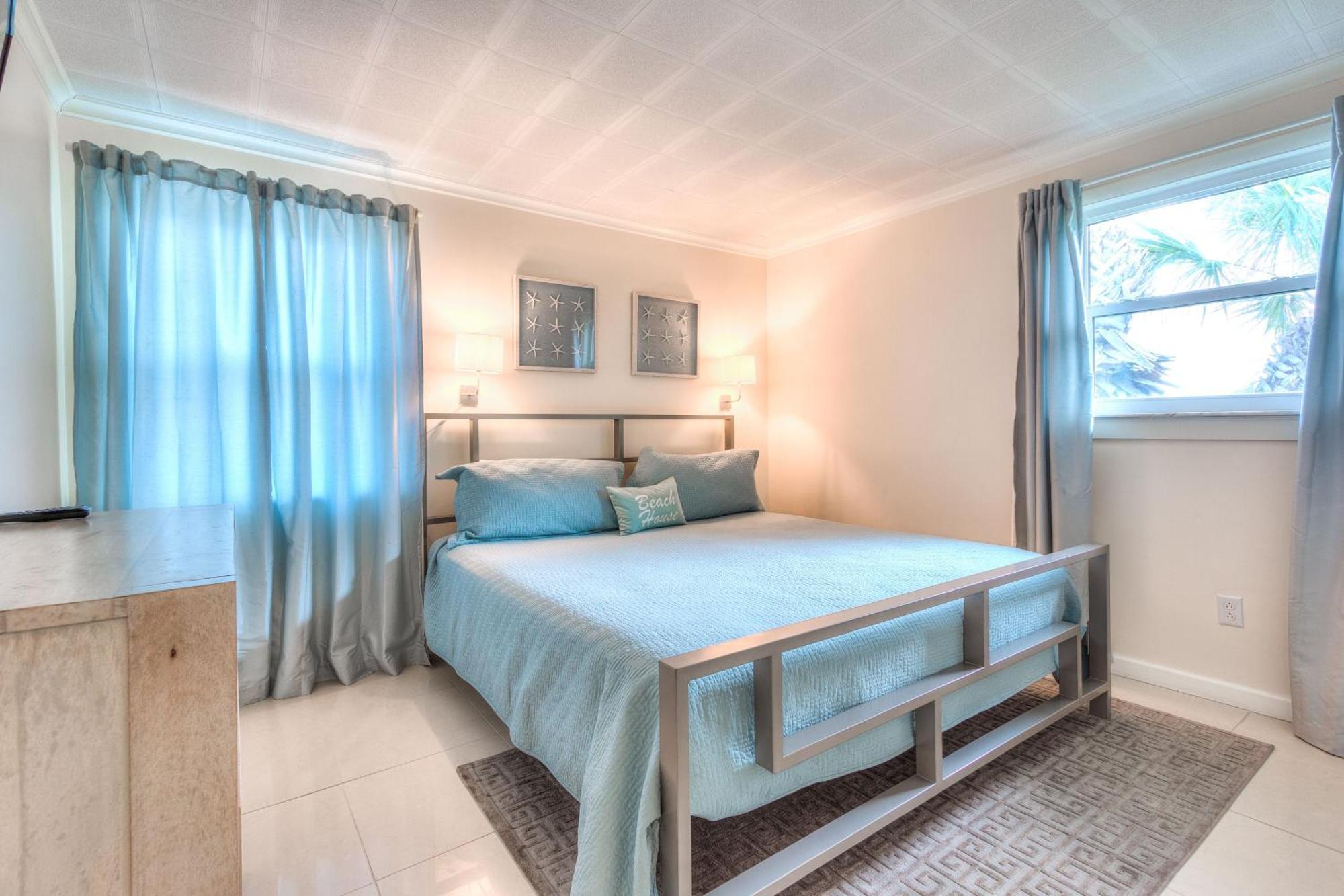 Tropic Terrace #40 - Beachfront *