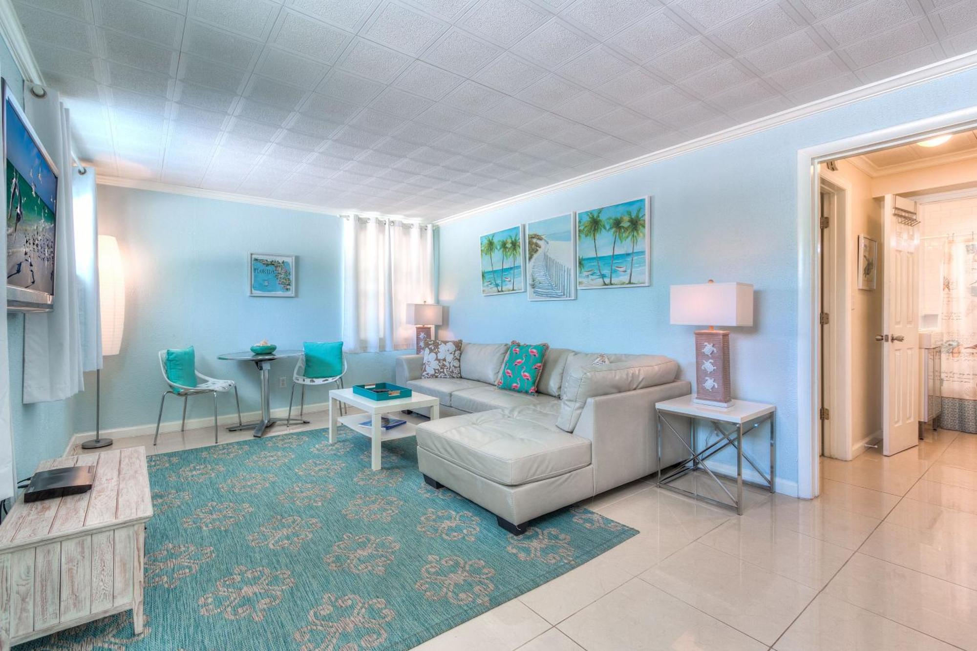 Resort Tropic Terrace #40 - Beachfront *