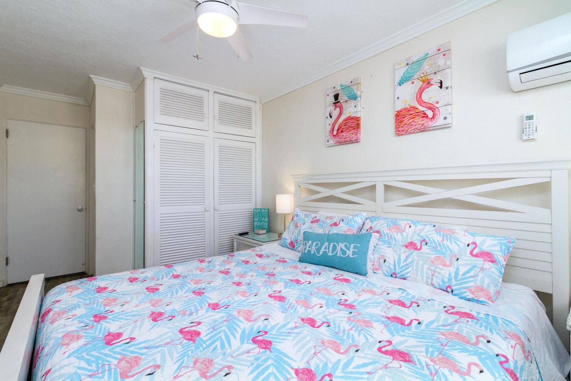 Apartment Tropic Terrace #44 - Beachfront St. Pete Beach
