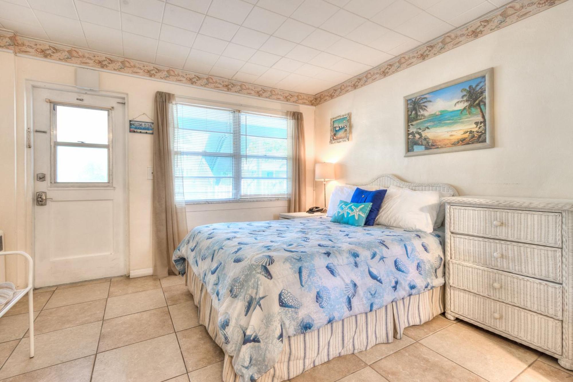 Tropic Terrace #16 - Beachfront *