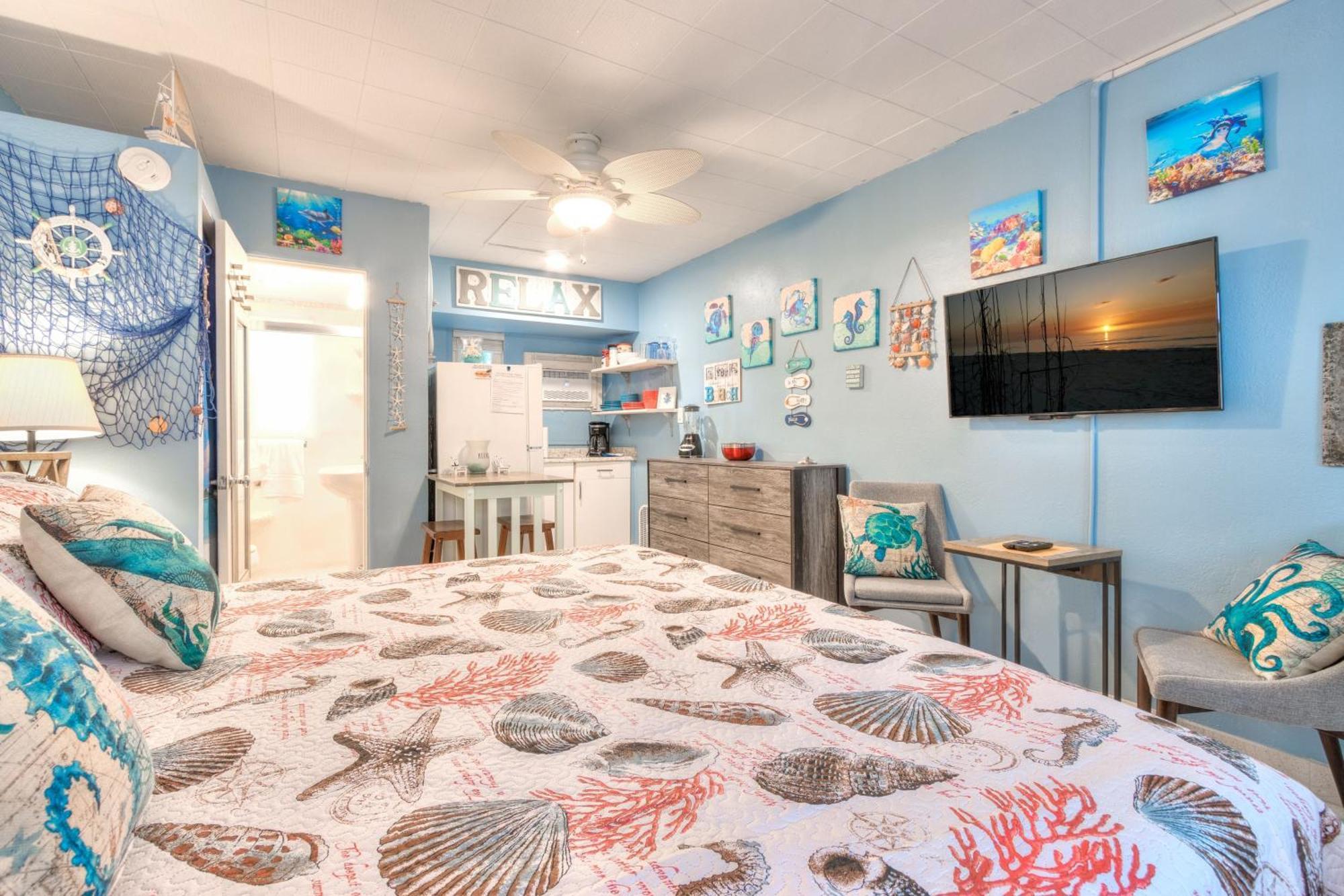 Tropic Terrace #11 - Beachfront *