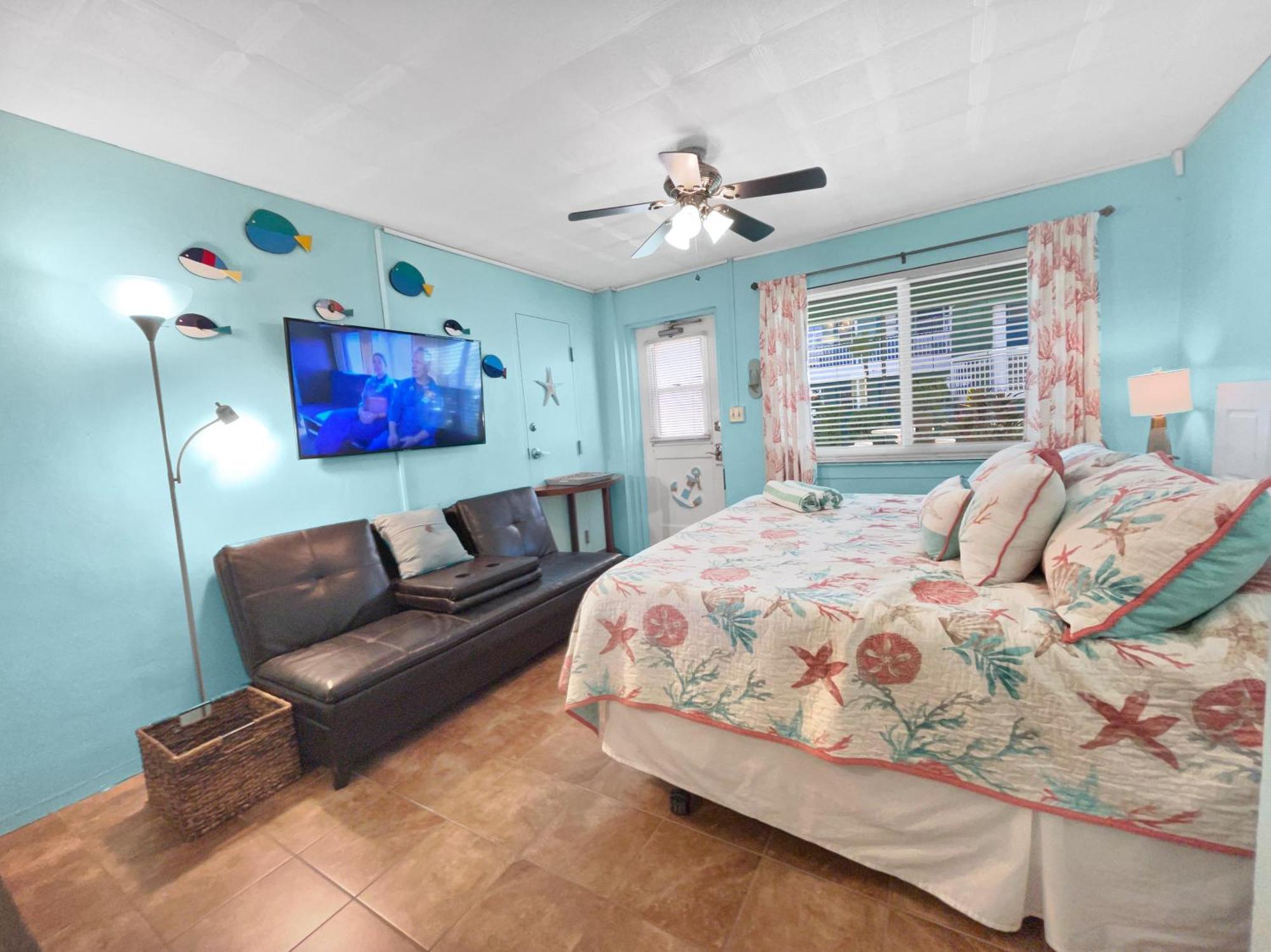 Tropic Terrace #23 - Beachfront Apartment