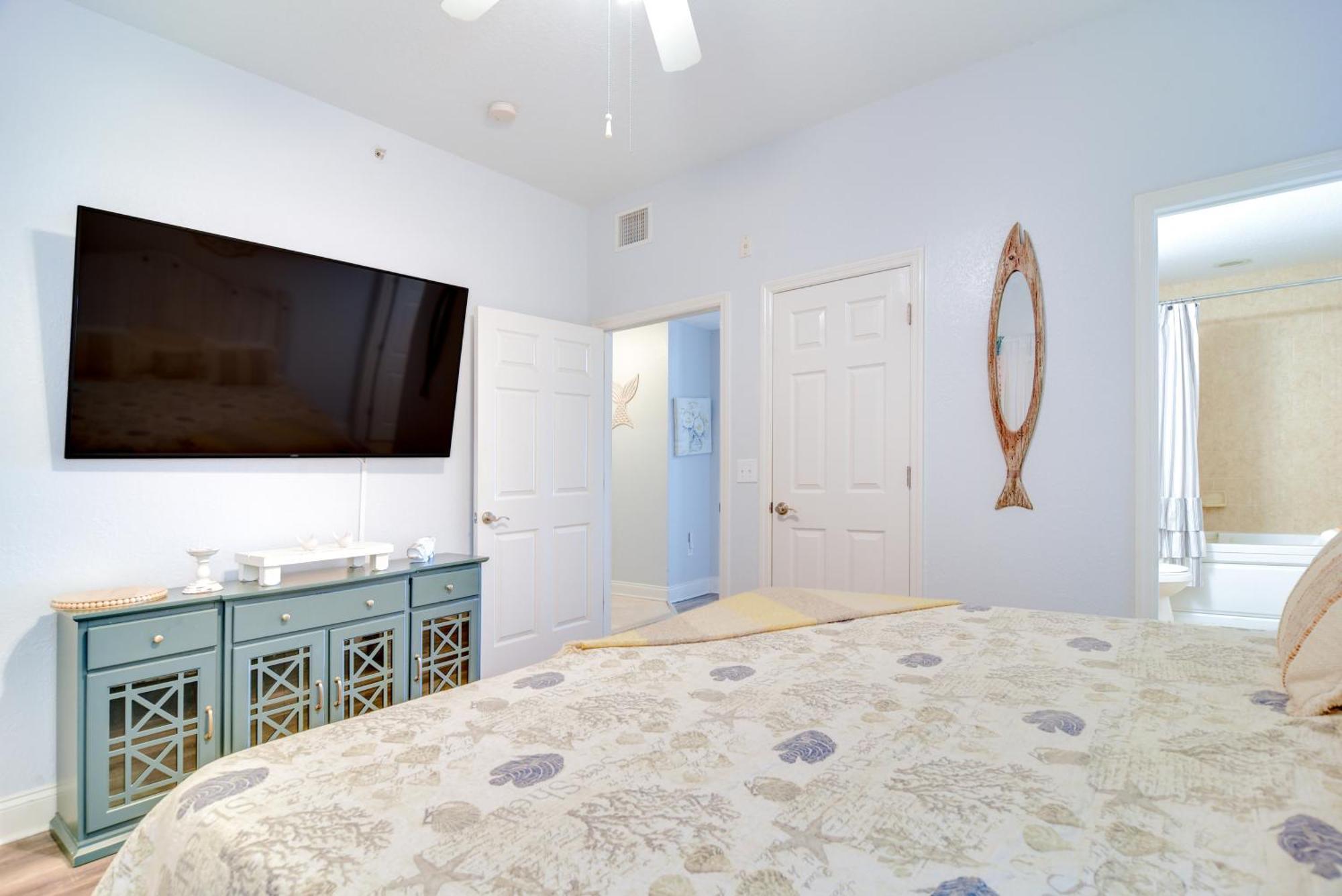 4th-floor Waterfront On Treasure Island! St. Pete Beach