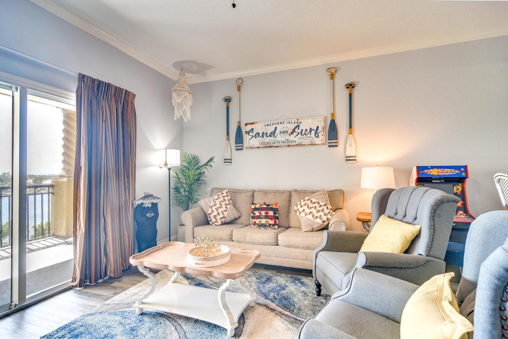 4th-floor Waterfront On Treasure Island! St. Pete Beach