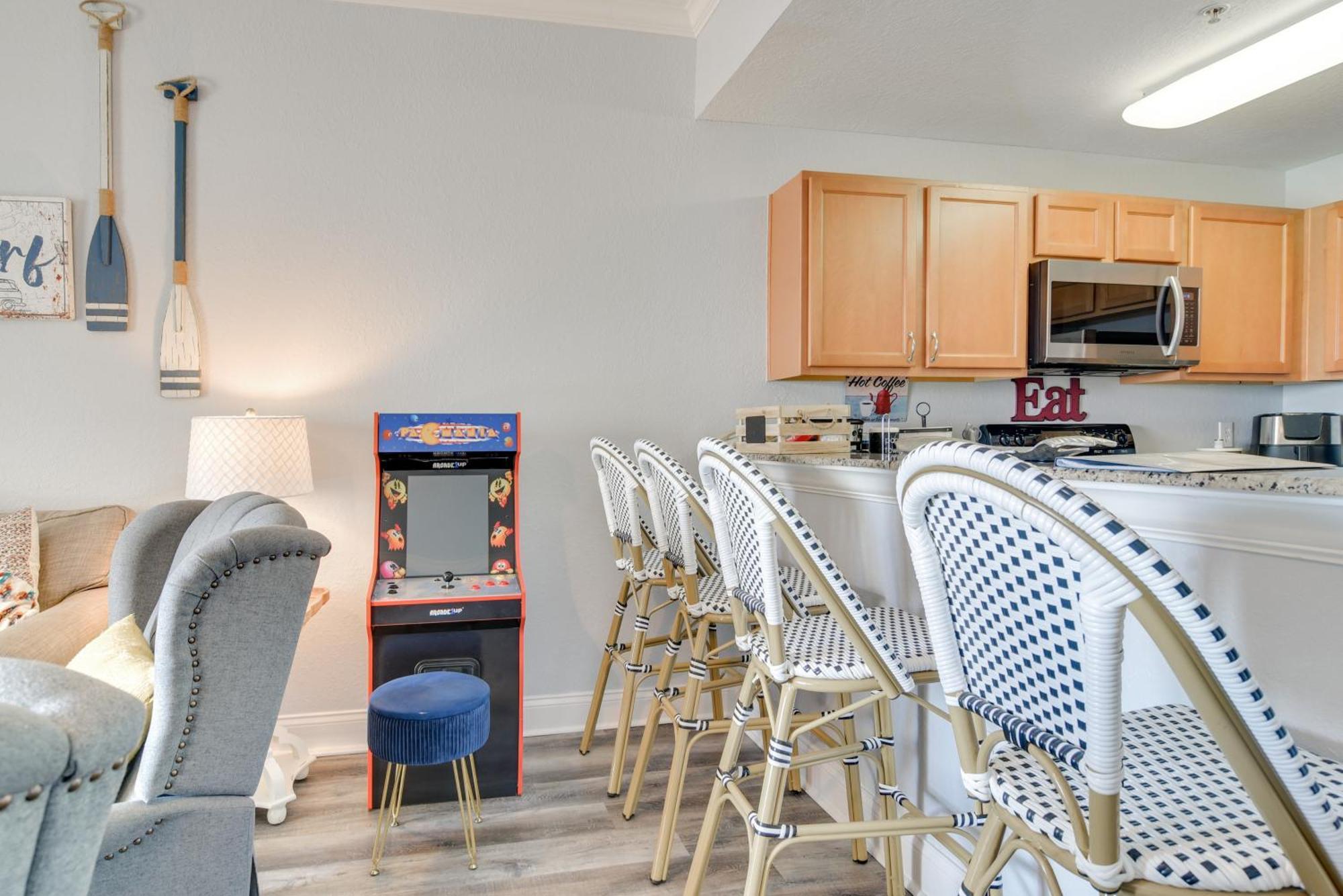 4th-floor Waterfront On Treasure Island! St. Pete Beach