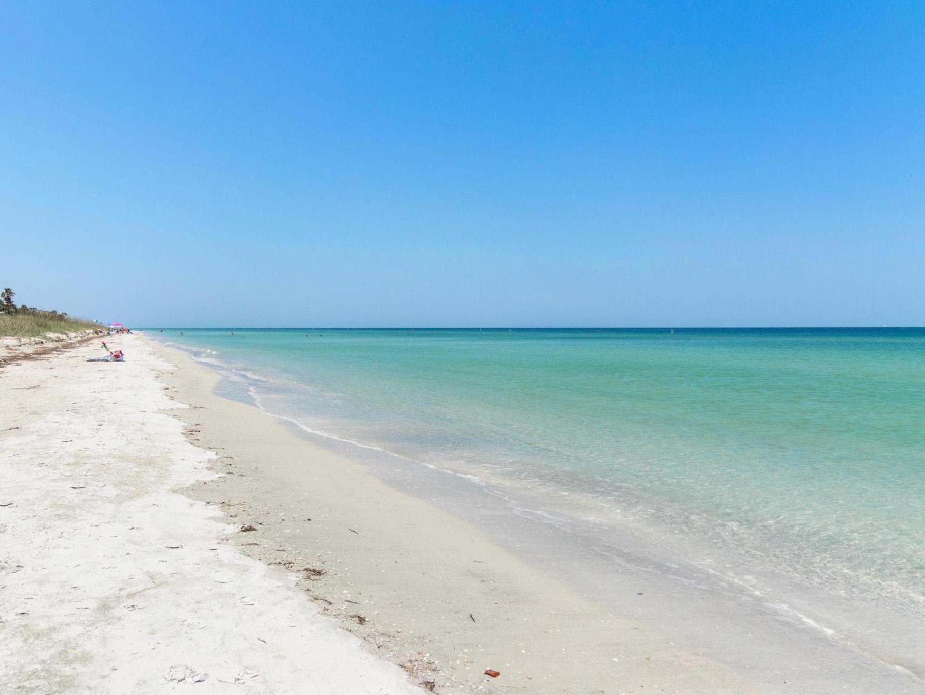 Sunset At Madeira Beach! Pet Friendly Getaway!- 1 * St. Pete Beach