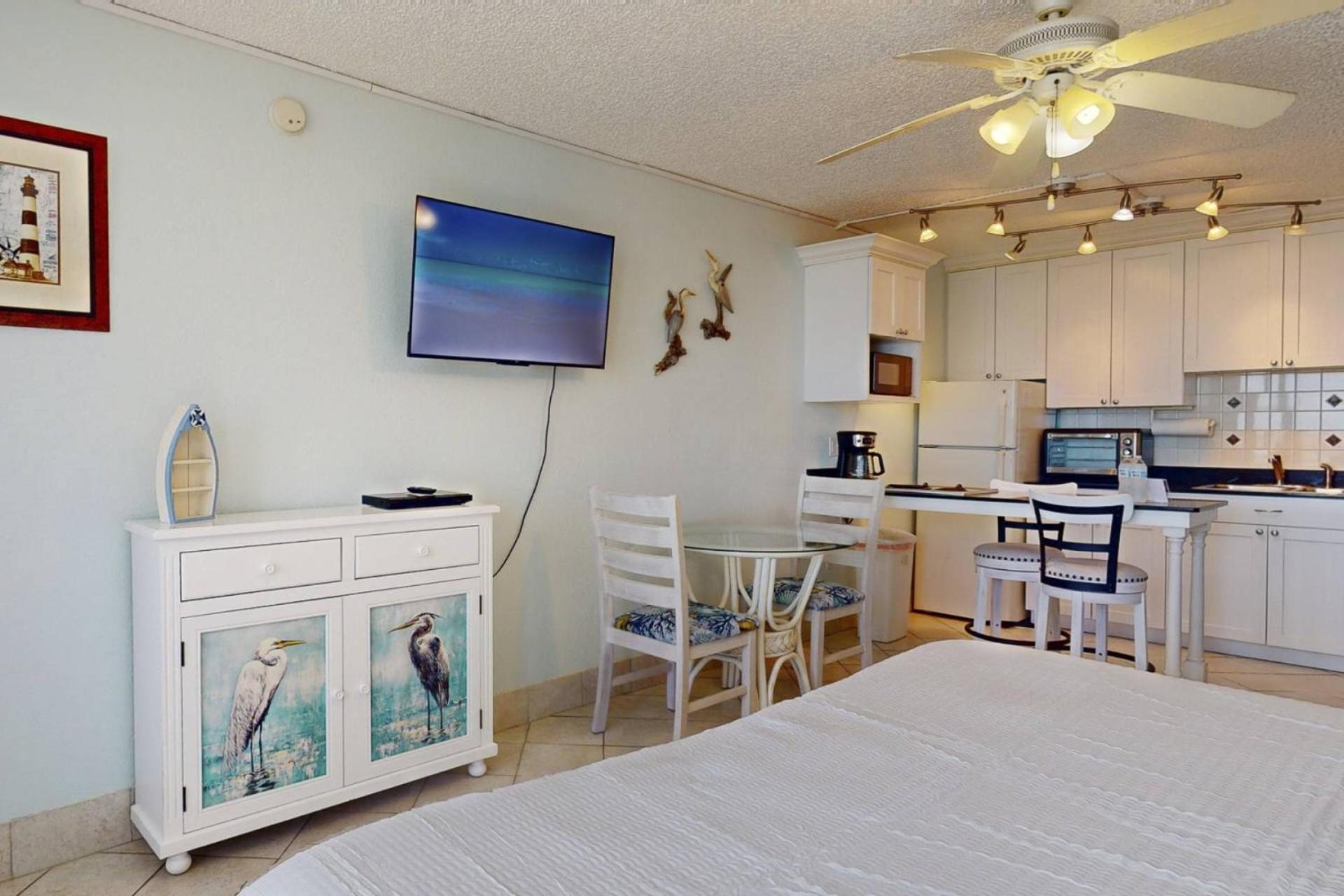 216 - Island St. Pete Beach