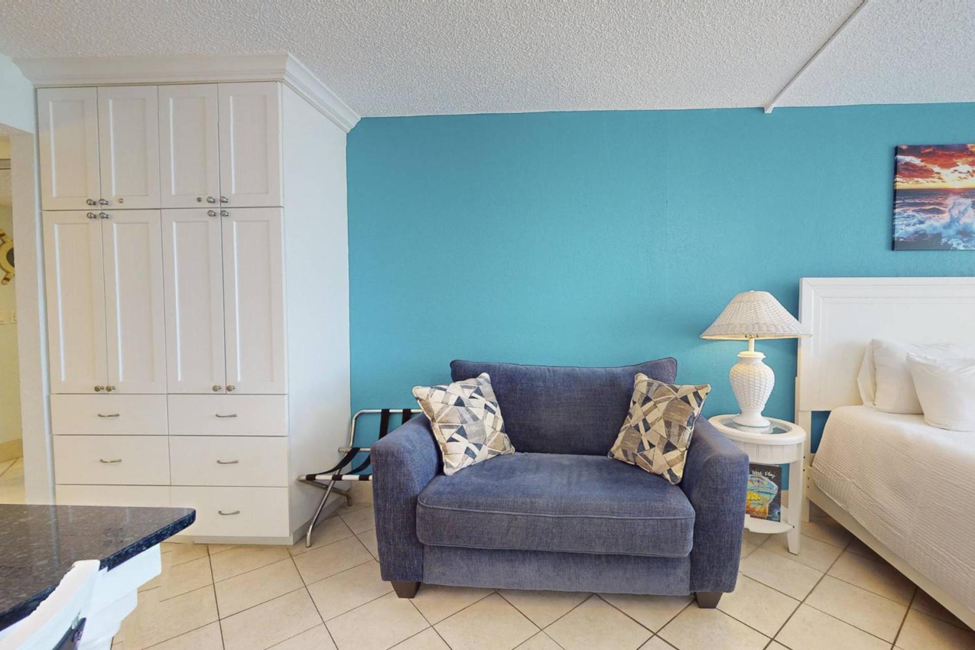 216 - Island St. Pete Beach