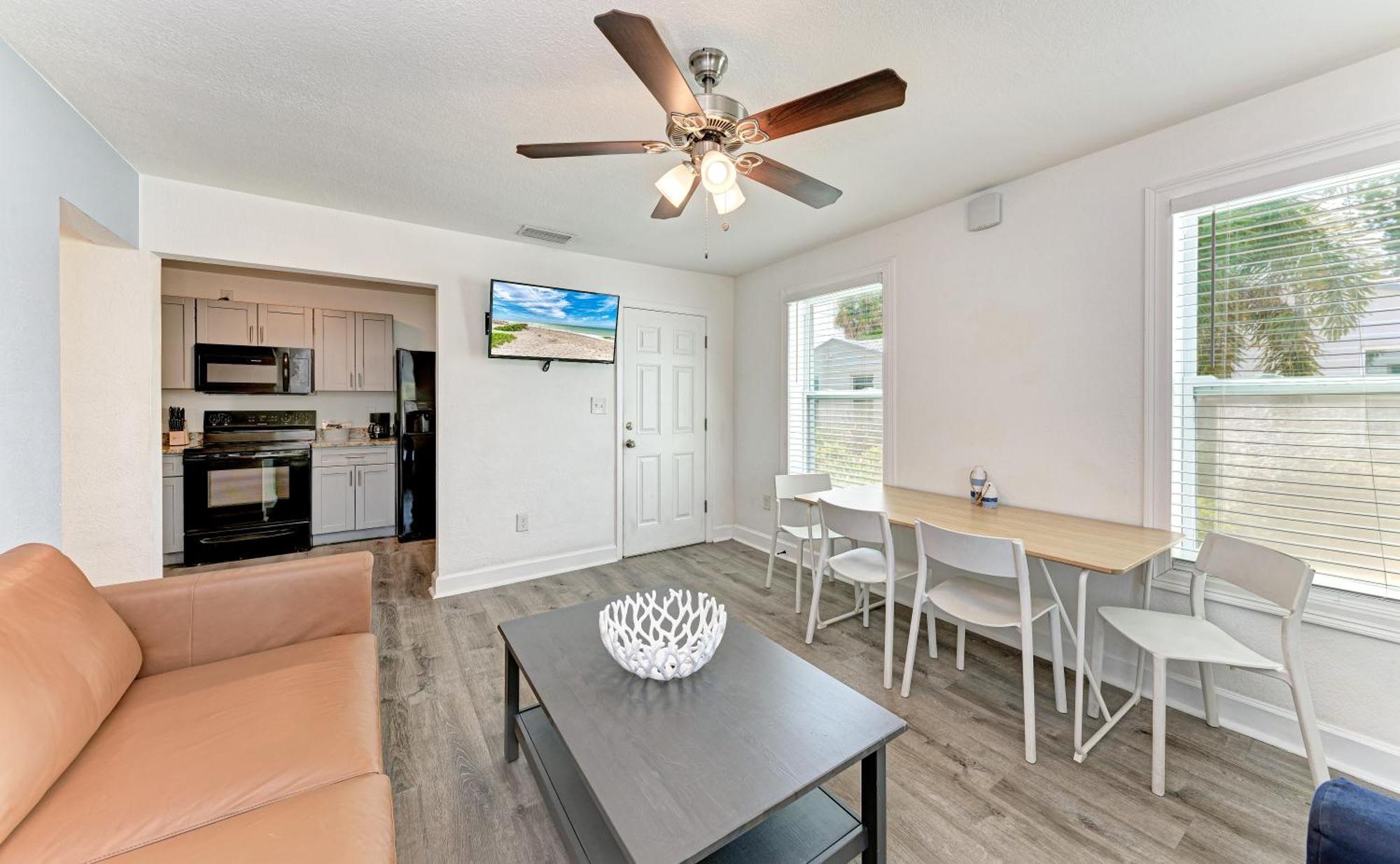 Aparthotel Silver Sands St. Pete Beach