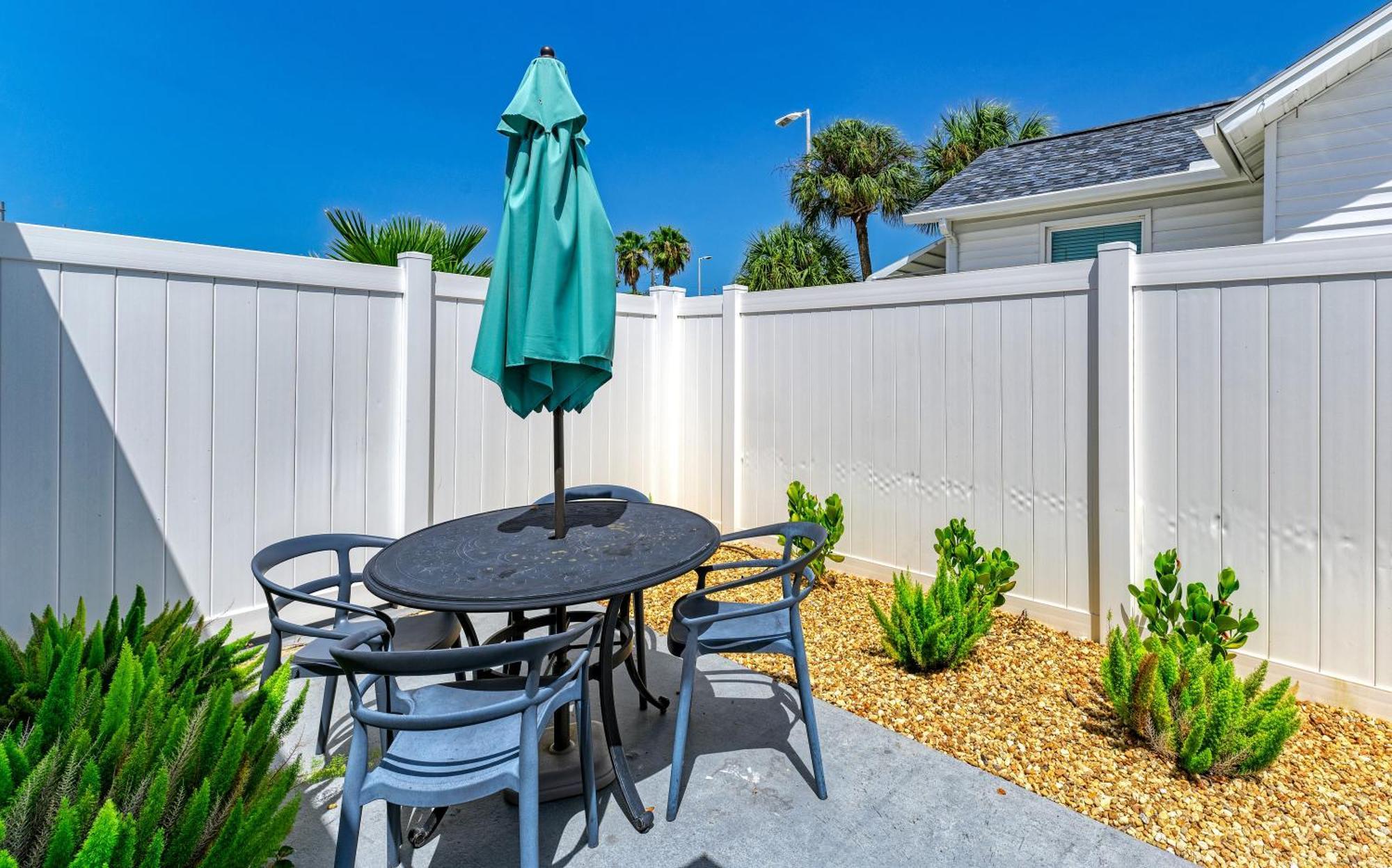 Aparthotel Silver Sands St. Pete Beach