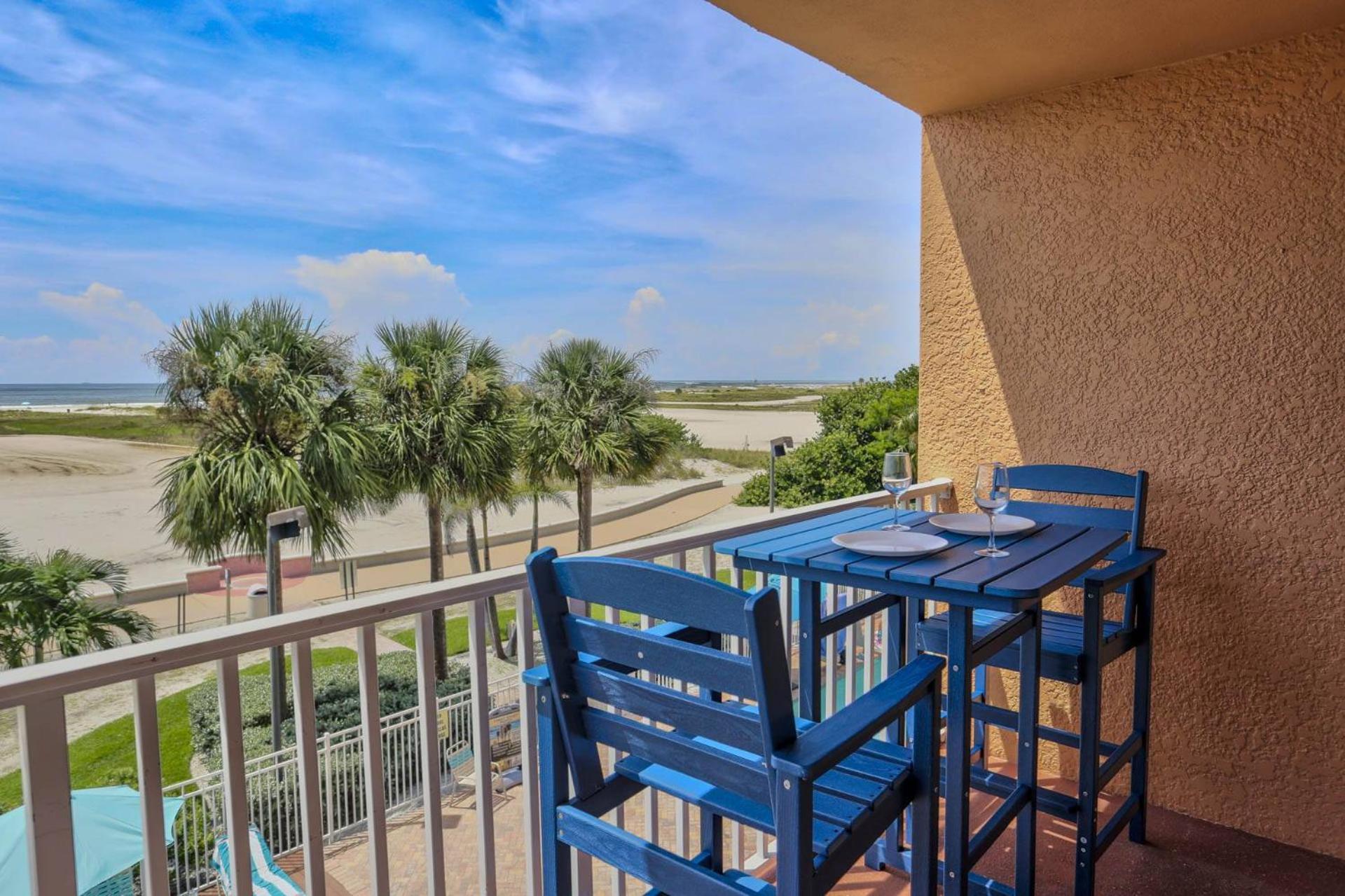 Holiday home 301 - Surf St. Pete Beach