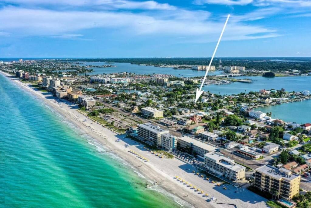 Park Shore Madeira Apartment St. Pete Beach
