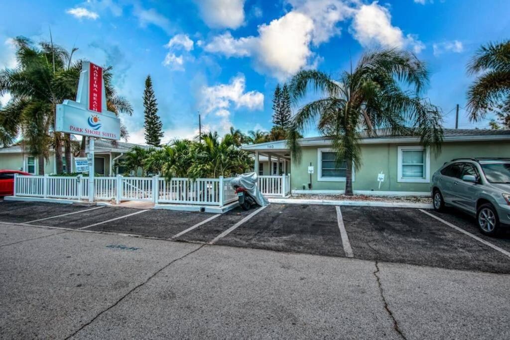 Apartment Park Shore Madeira St. Pete Beach