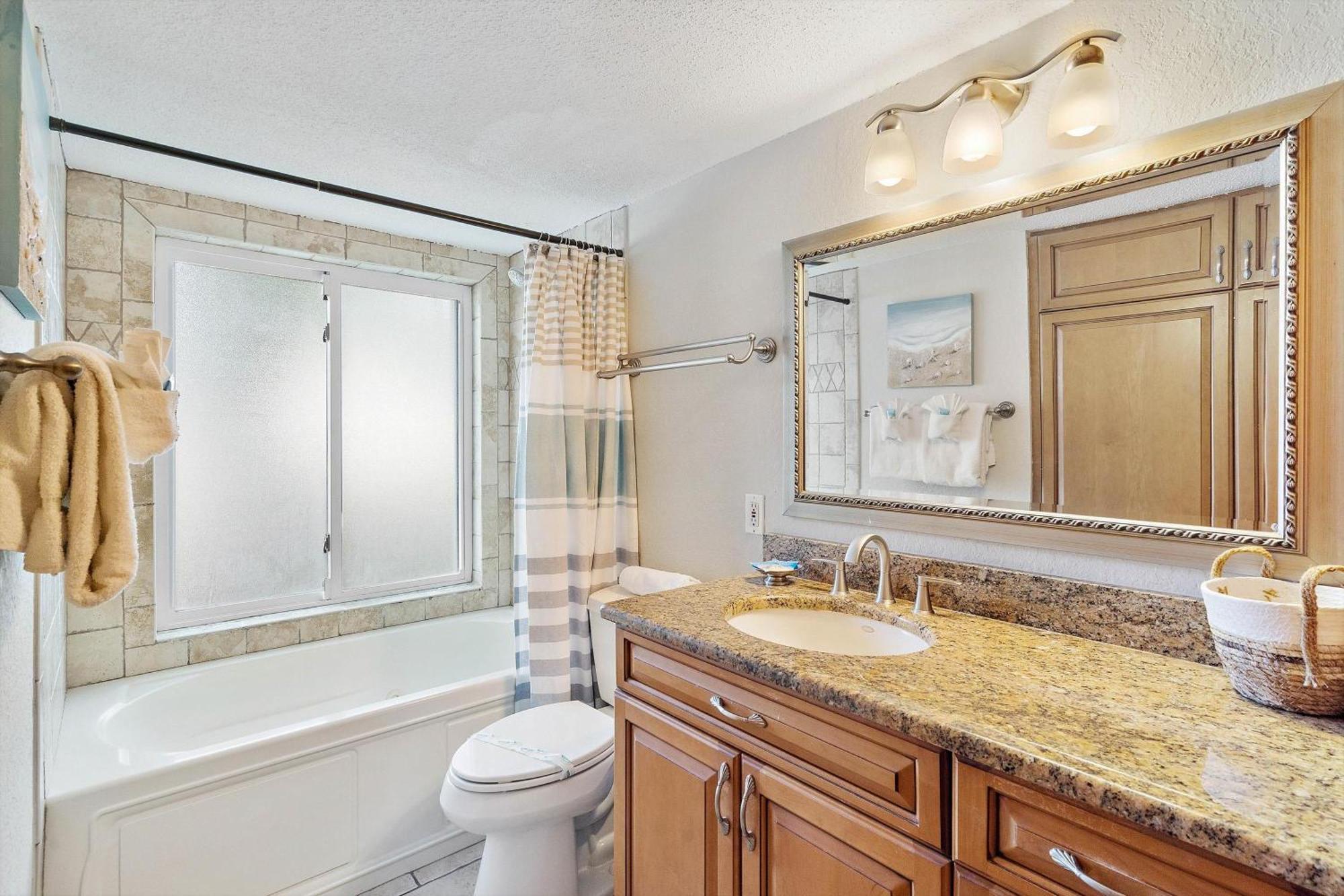 Holiday home Walk To Beach/beautiful And Comfy/relaxing Patio/parking St. Pete Beach
