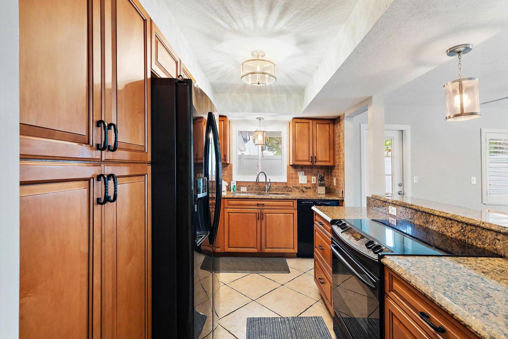 Holiday home Walk To Beach/beautiful And Comfy/relaxing Patio/parking St. Pete Beach
