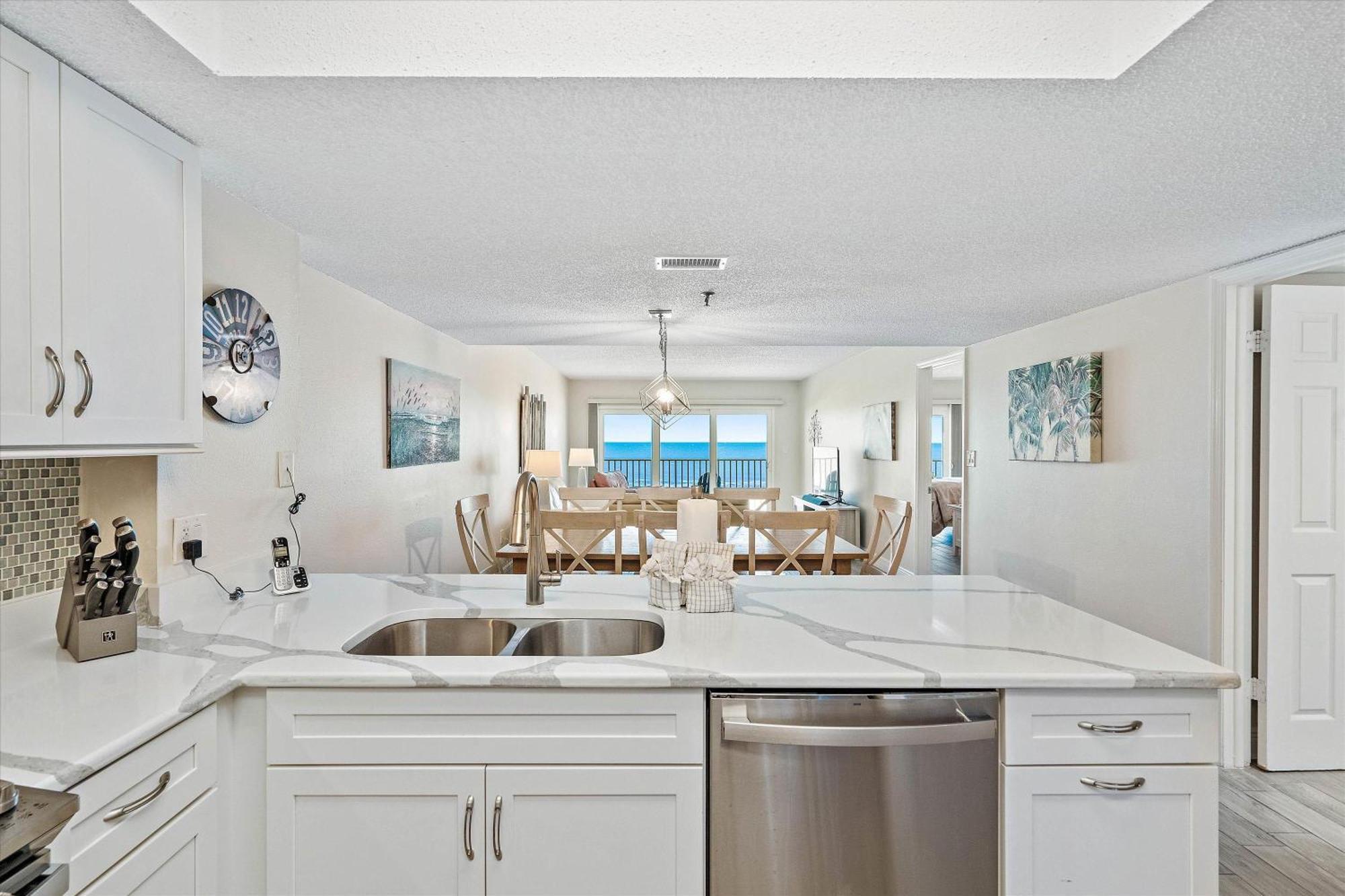 Holiday home Open - Beachfront Luxury/spacious/free Amenities/walk Everywhere St. Pete Beach