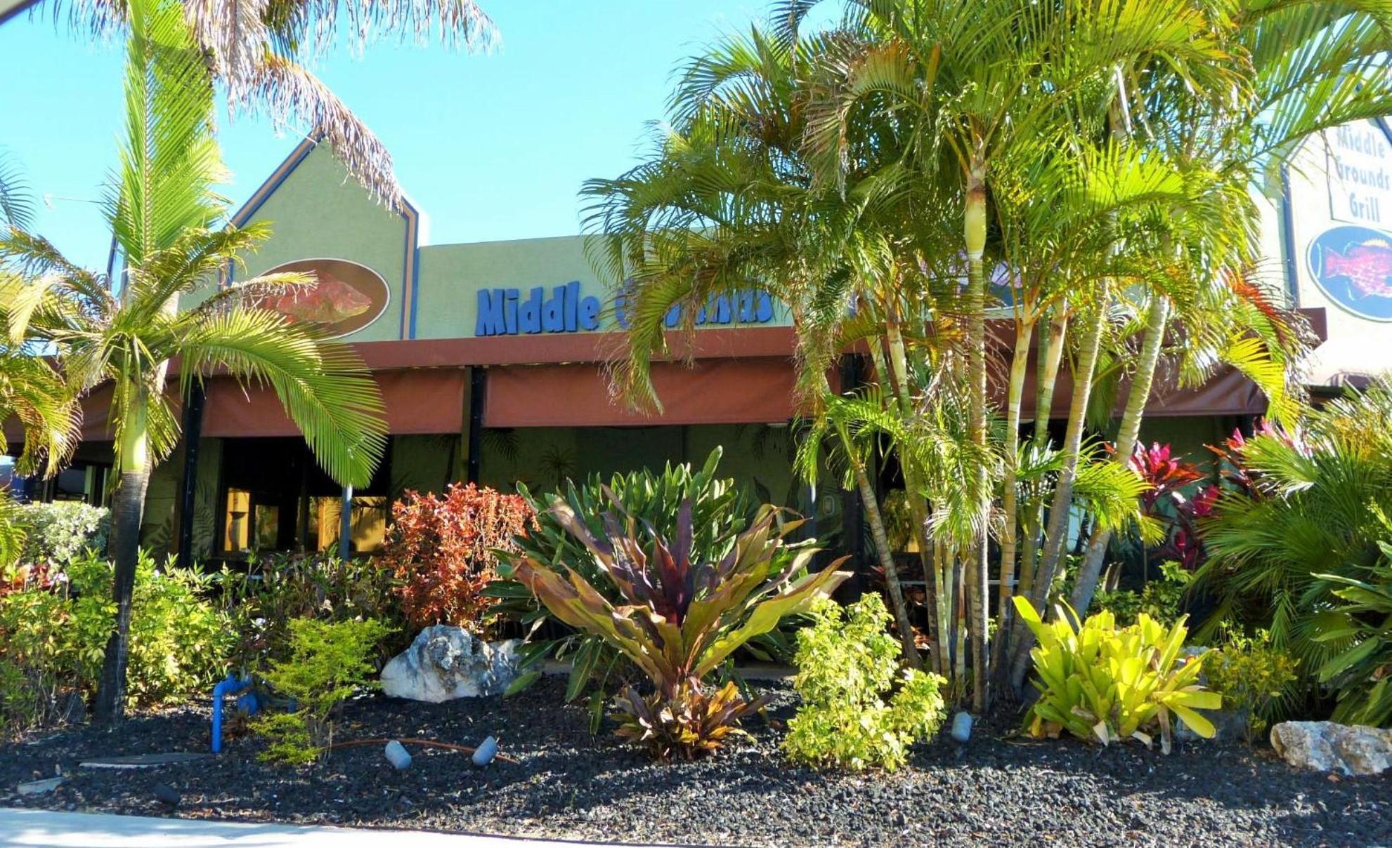 Open - Beachfront Luxury/spacious/free Amenities/walk Everywhere *