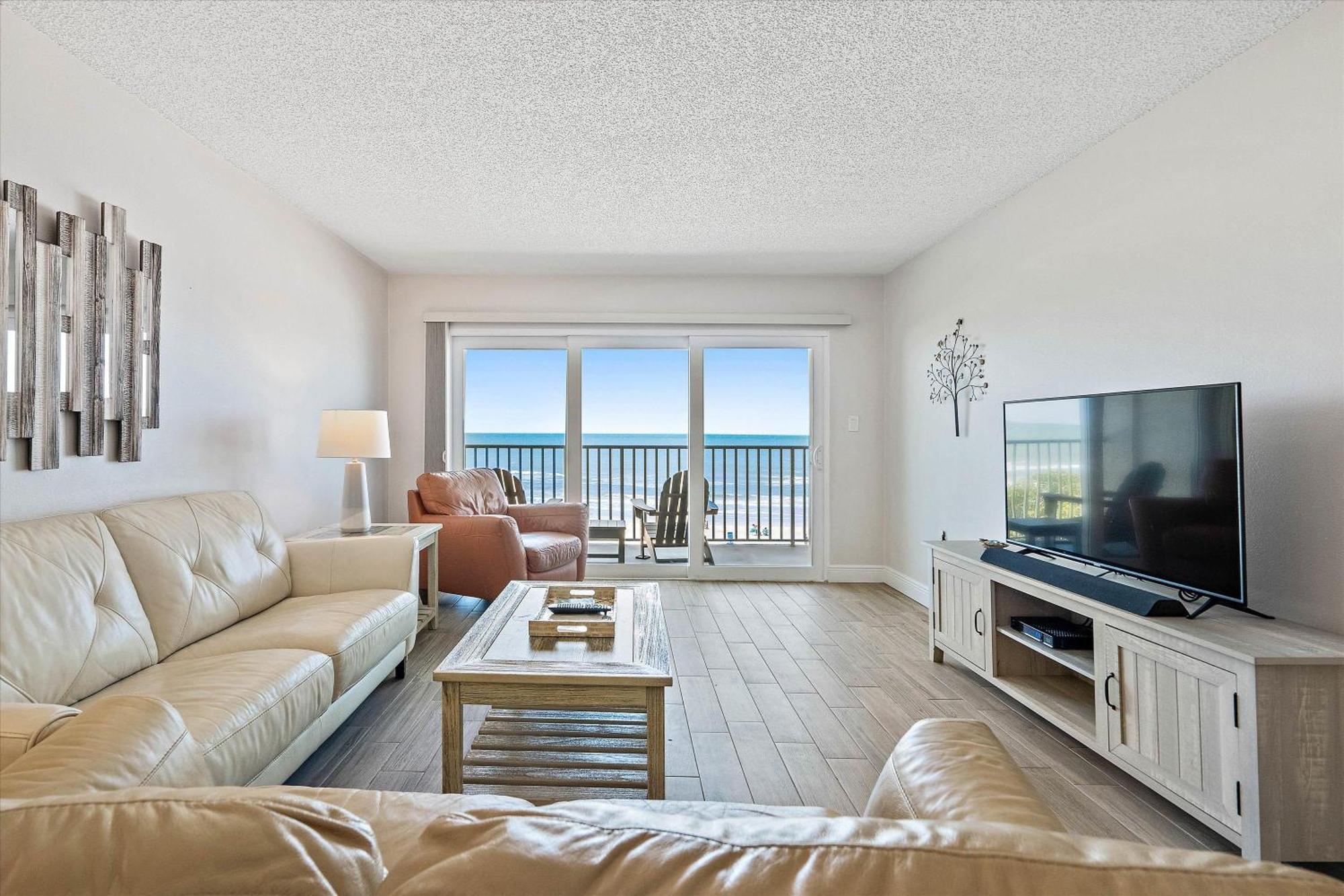 Holiday home Open - Beachfront Luxury/spacious/free Amenities/walk Everywhere *