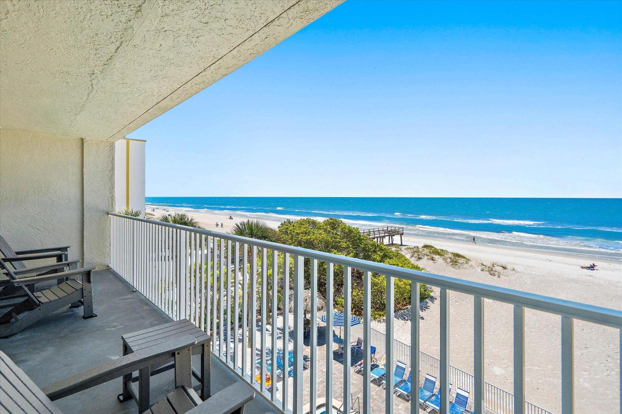 Holiday home Open - Beachfront Luxury/spacious/free Amenities/walk Everywhere *