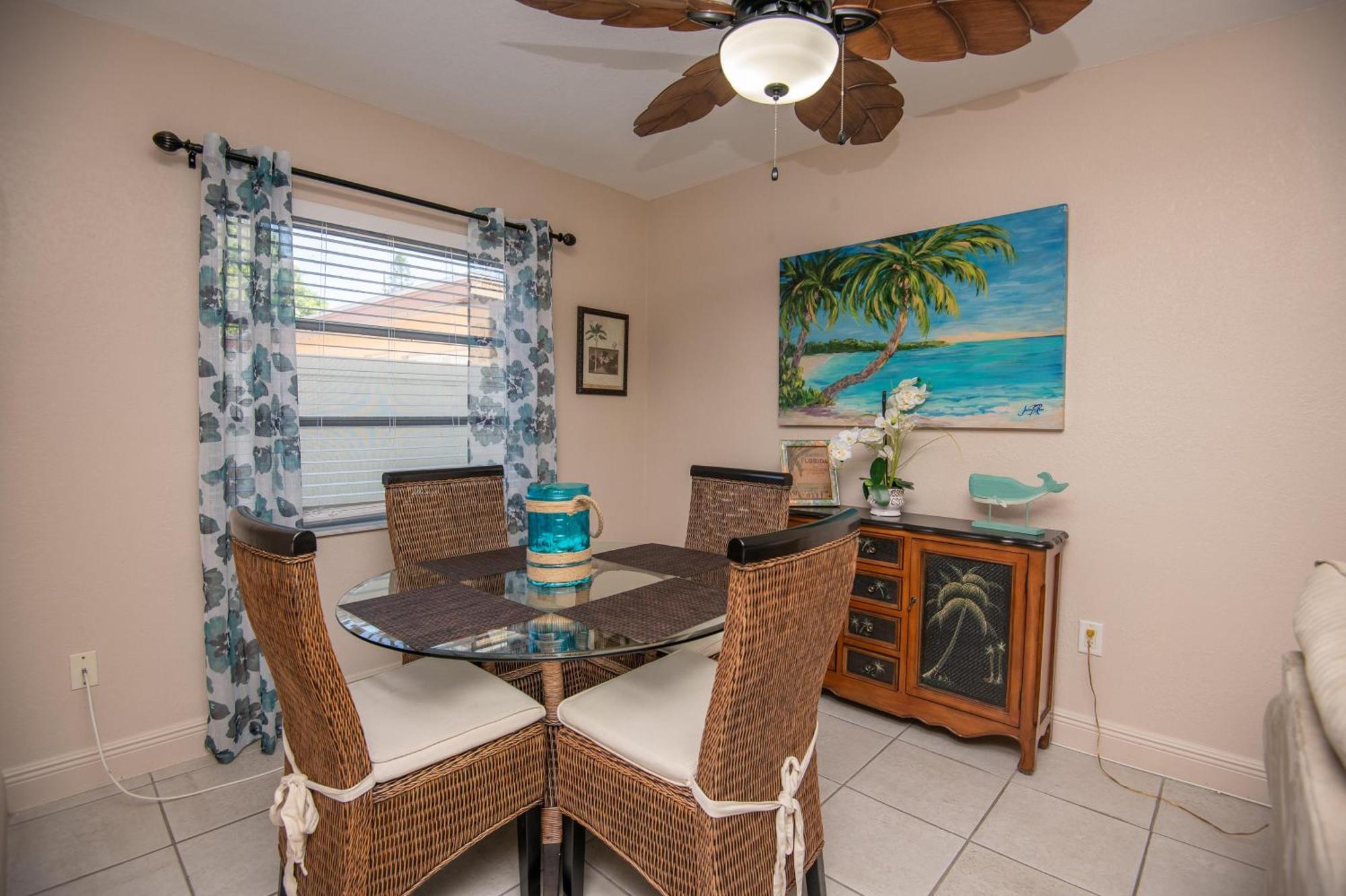 Beach/discount/parking/walkable *
