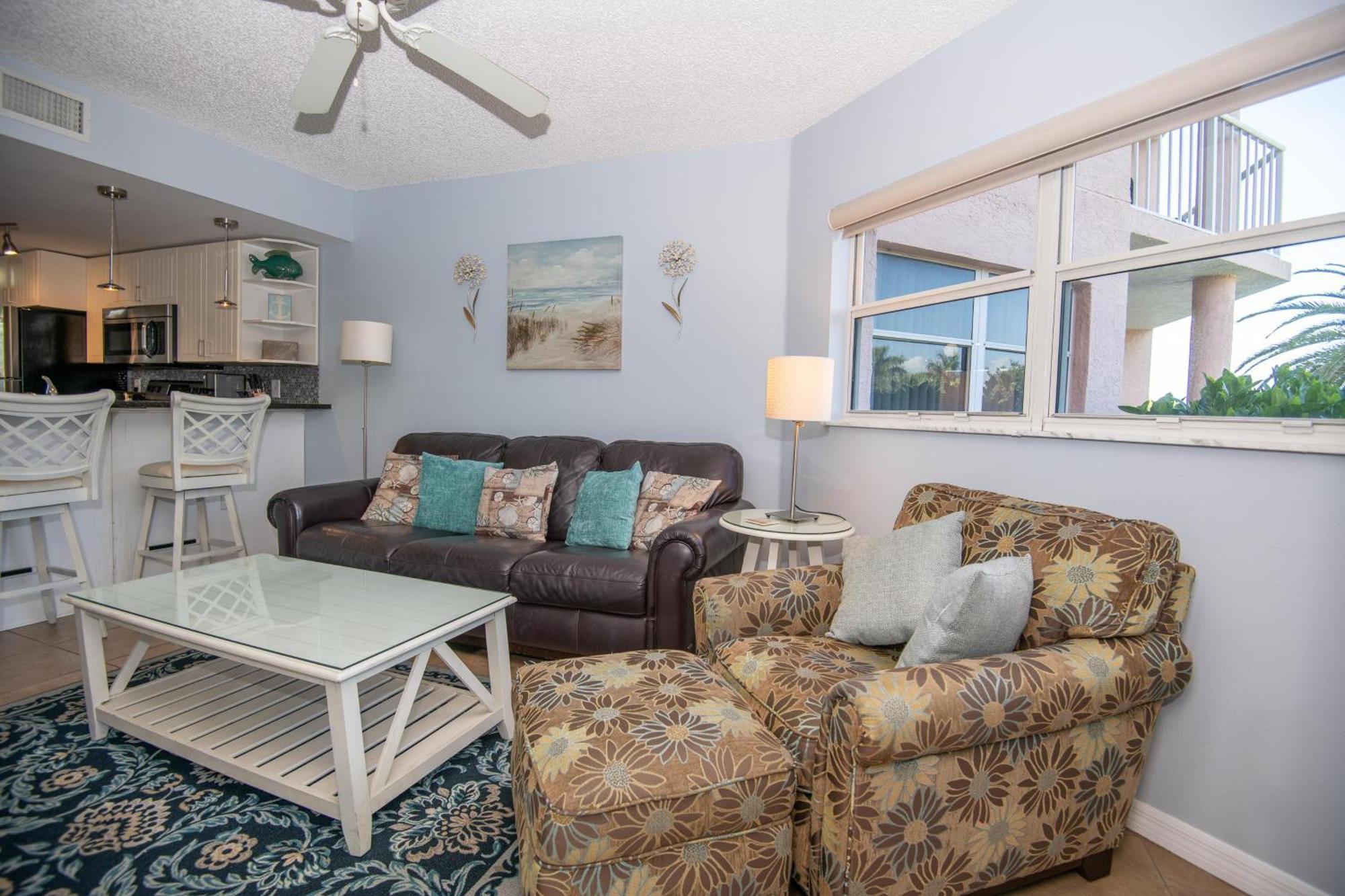 Open - Beach, Free Parking, Amenities, Family Friendly Holiday home