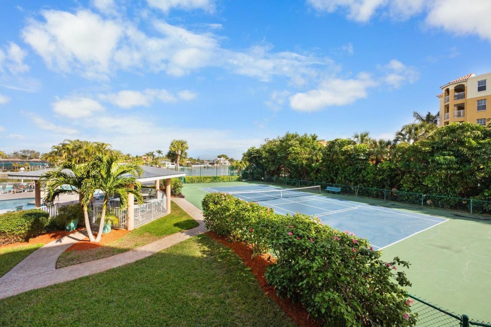 Open - New Owner-renovation/location/walk To * St. Pete Beach