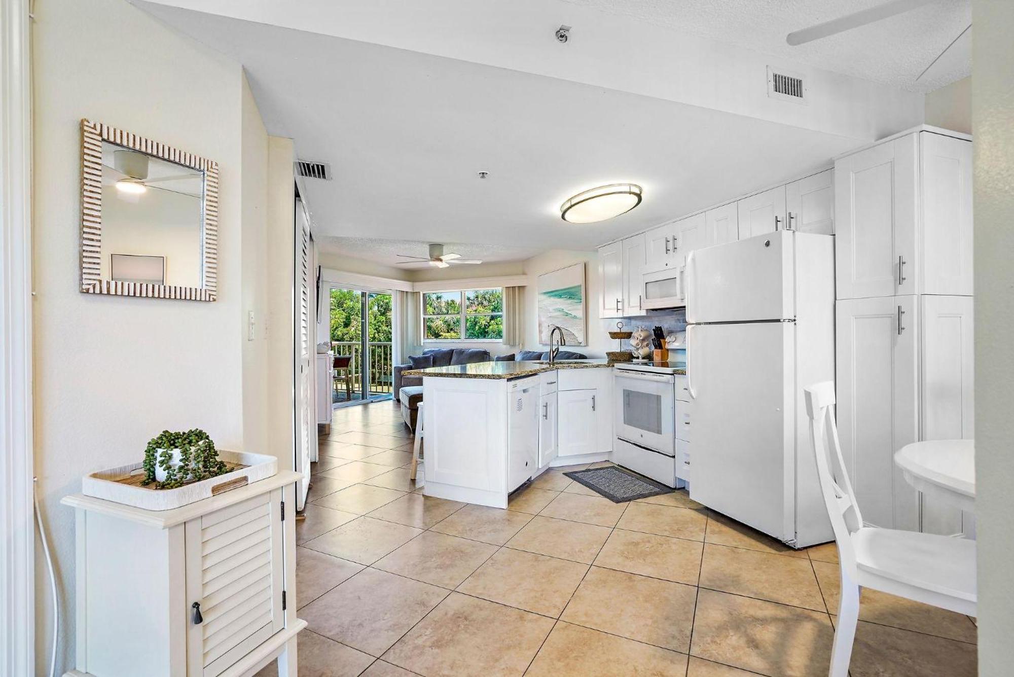 Open - New Owner-renovation/location/walk To St. Pete Beach
