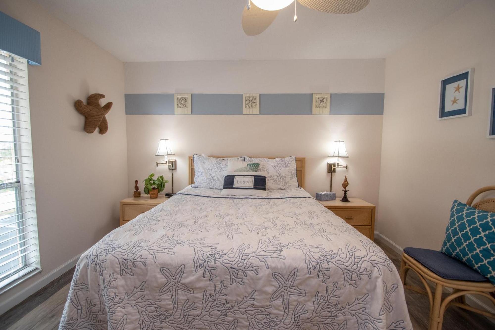 Holiday home Open - Updated, Beach, Cozy And Comfy, Gated Waterfront St. Pete Beach