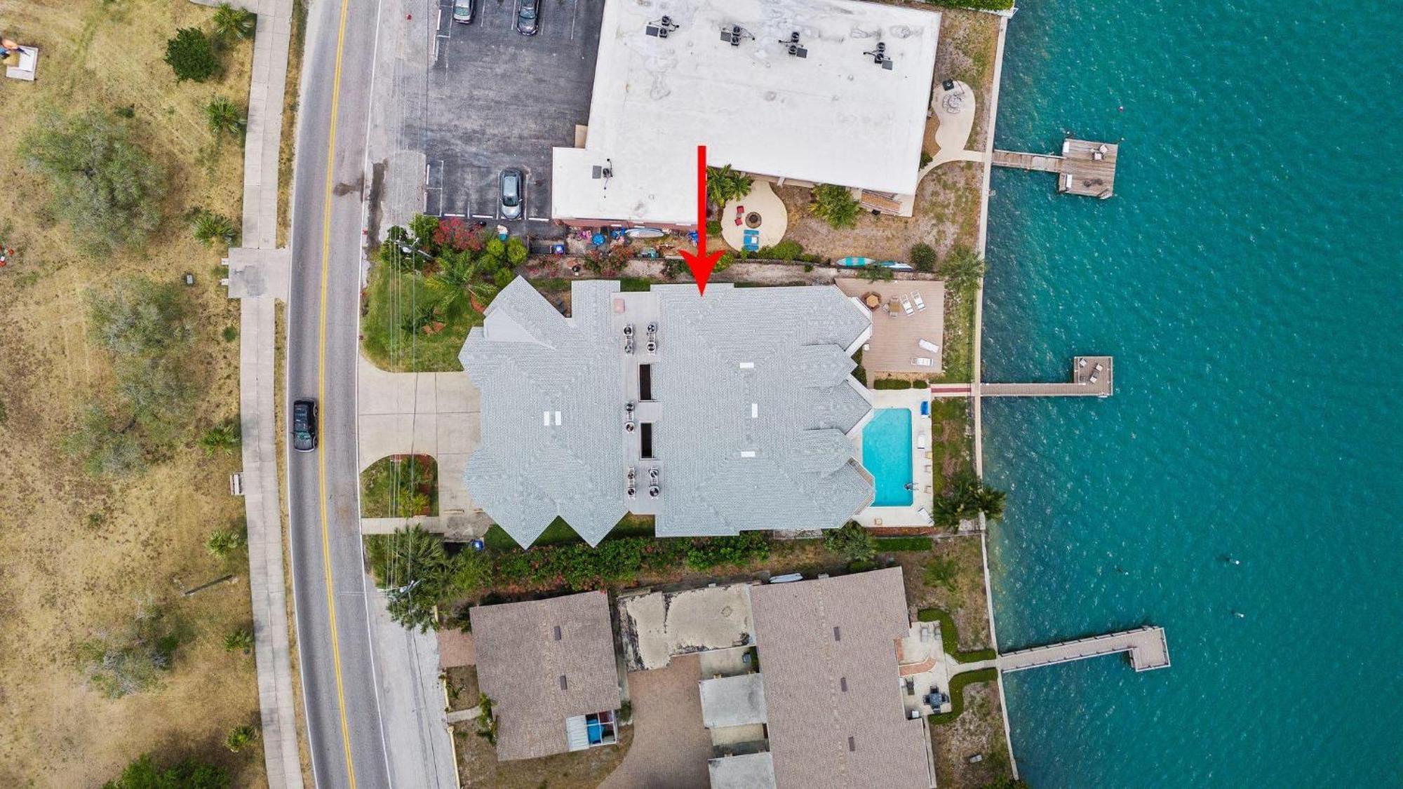 Open - Waterfront - Pool/walk To Beach/dining/shops *