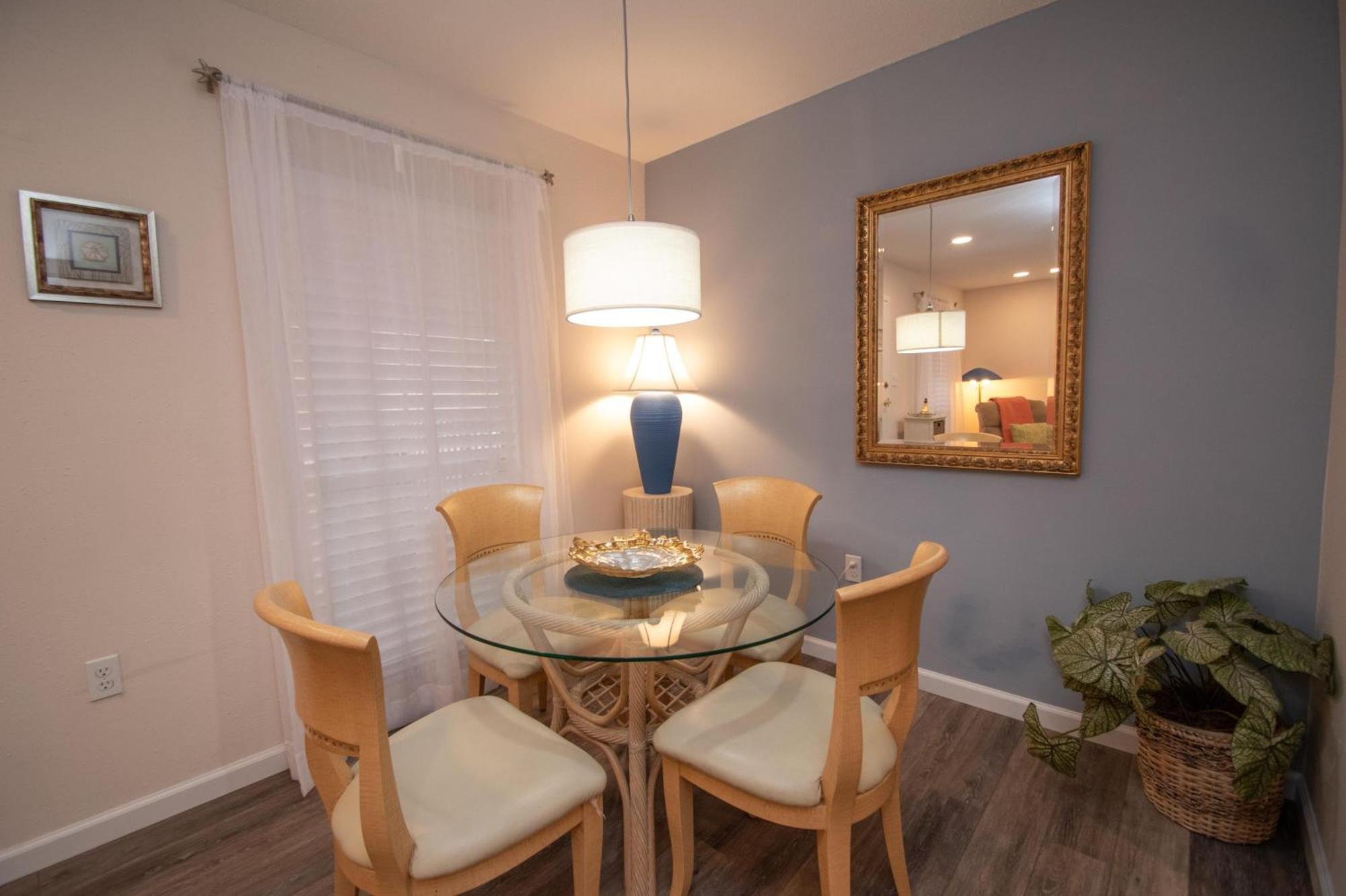 Holiday home Open - Updated, Beach, Cozy And Comfy, Gated Waterfront *