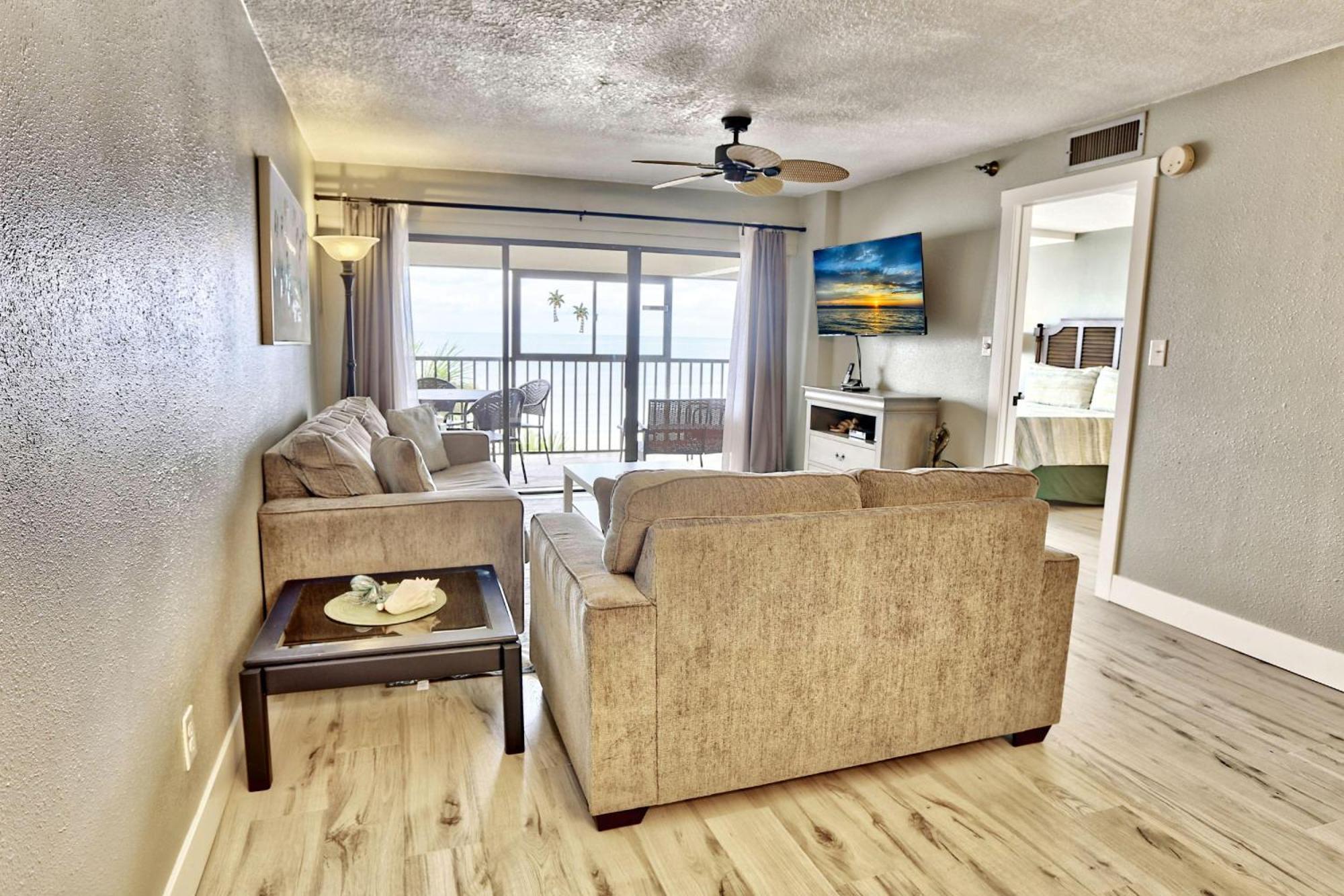 Arie Dam 202 Holiday home