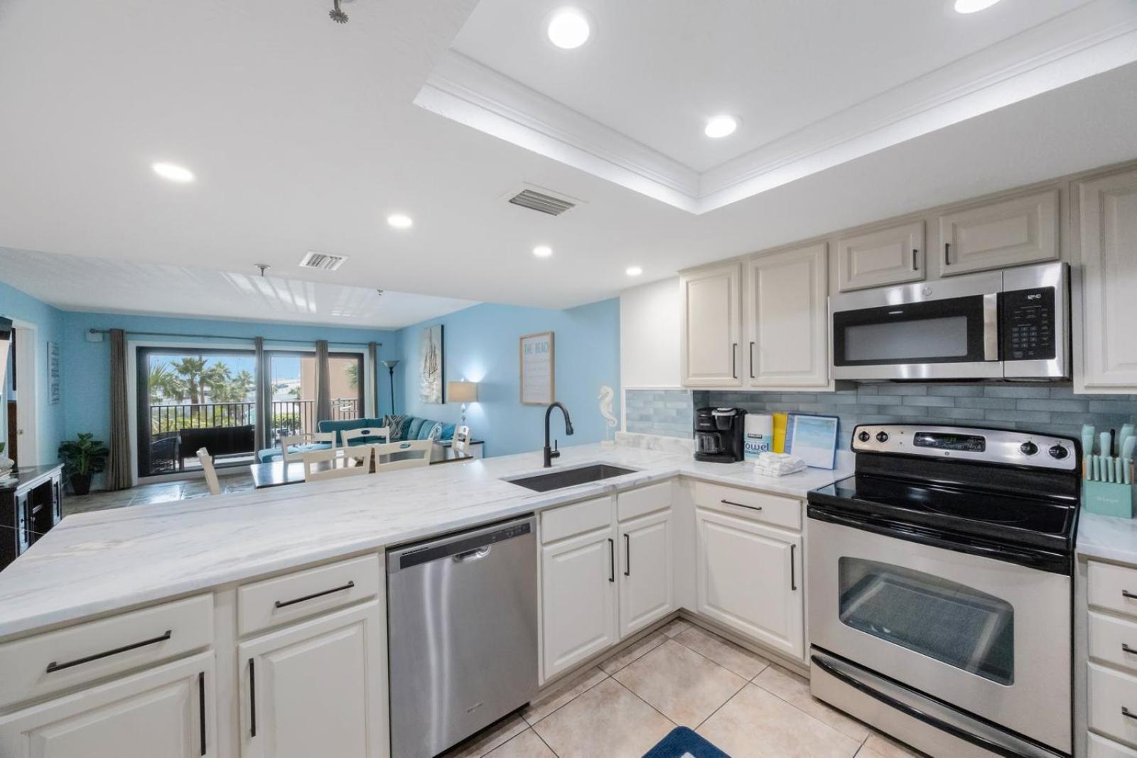 211 Sandy Shores Holiday home St. Pete Beach