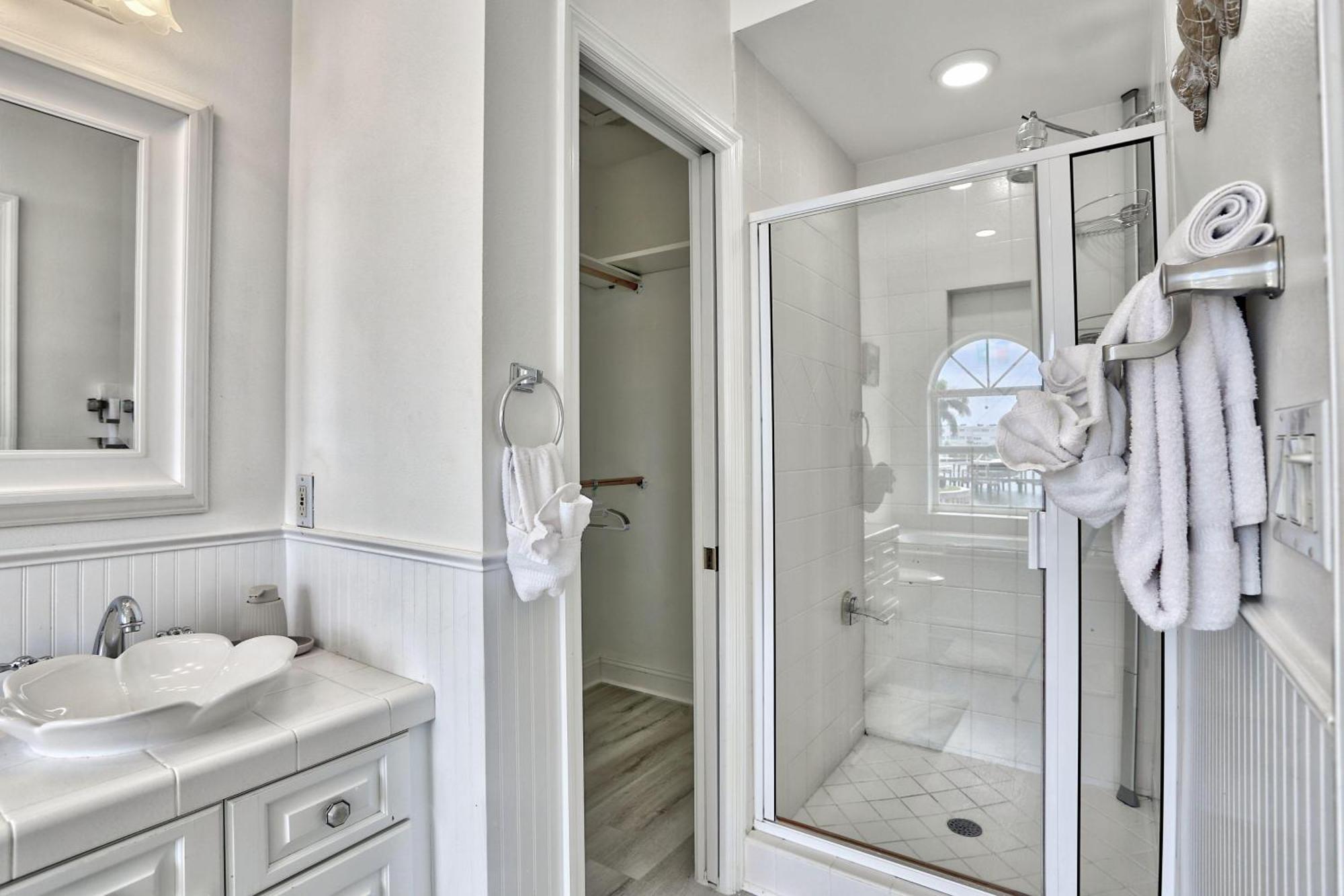 At Bahia Shores-whole Holiday home