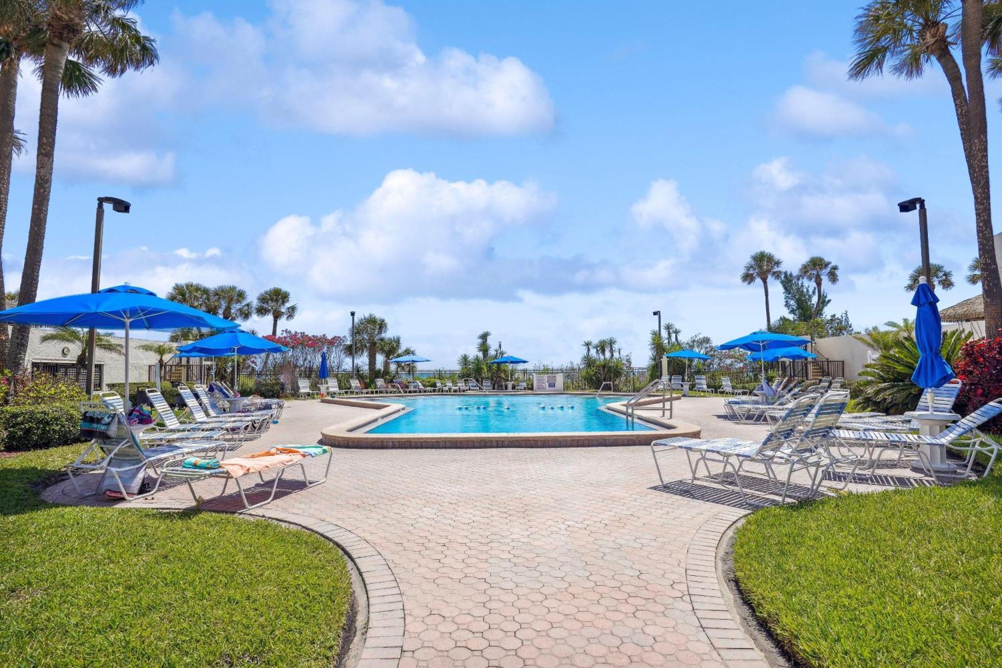 Ocean Sands 1-808 Holiday home