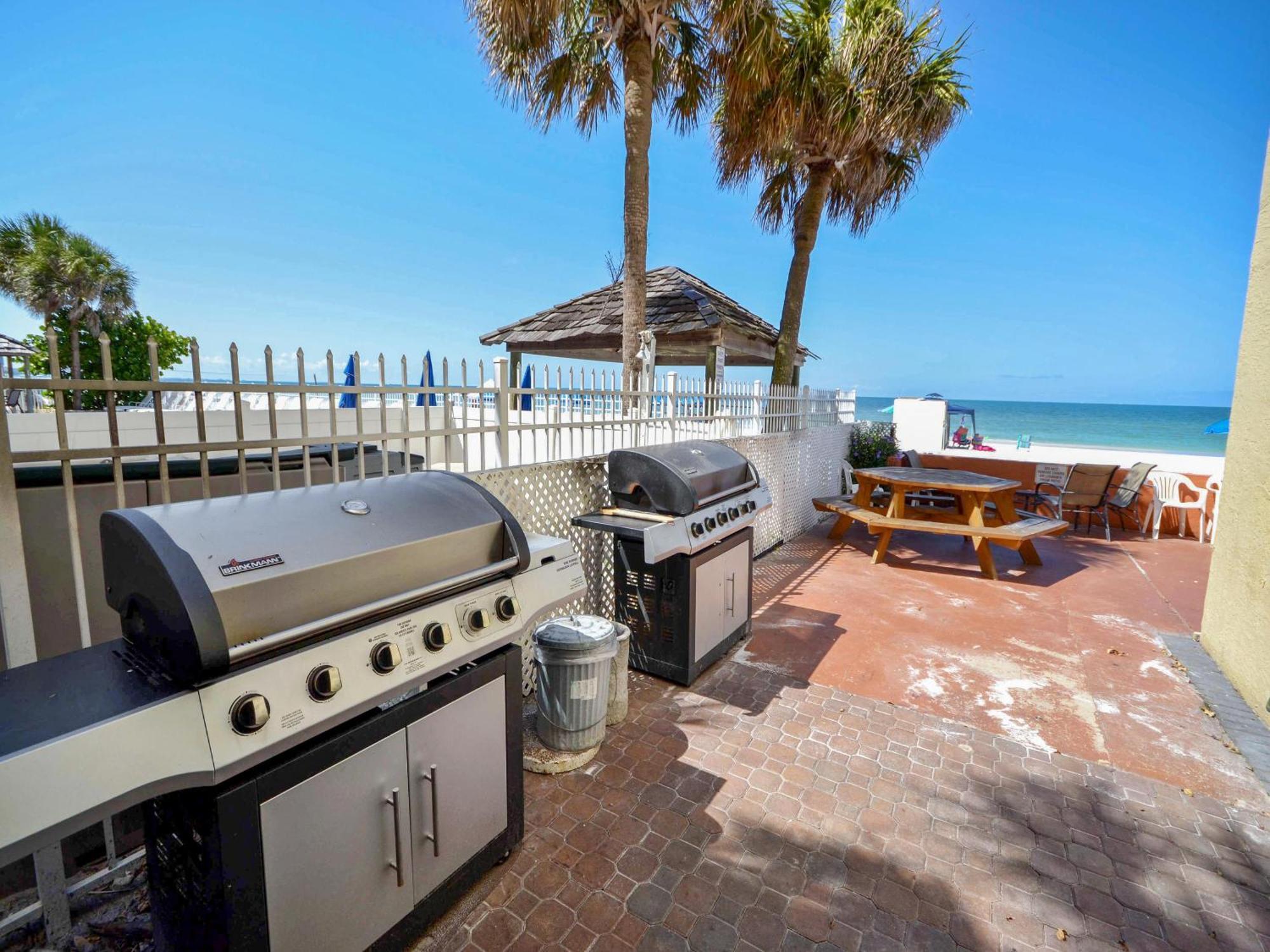 Apartment Brisas 404 St. Pete Beach