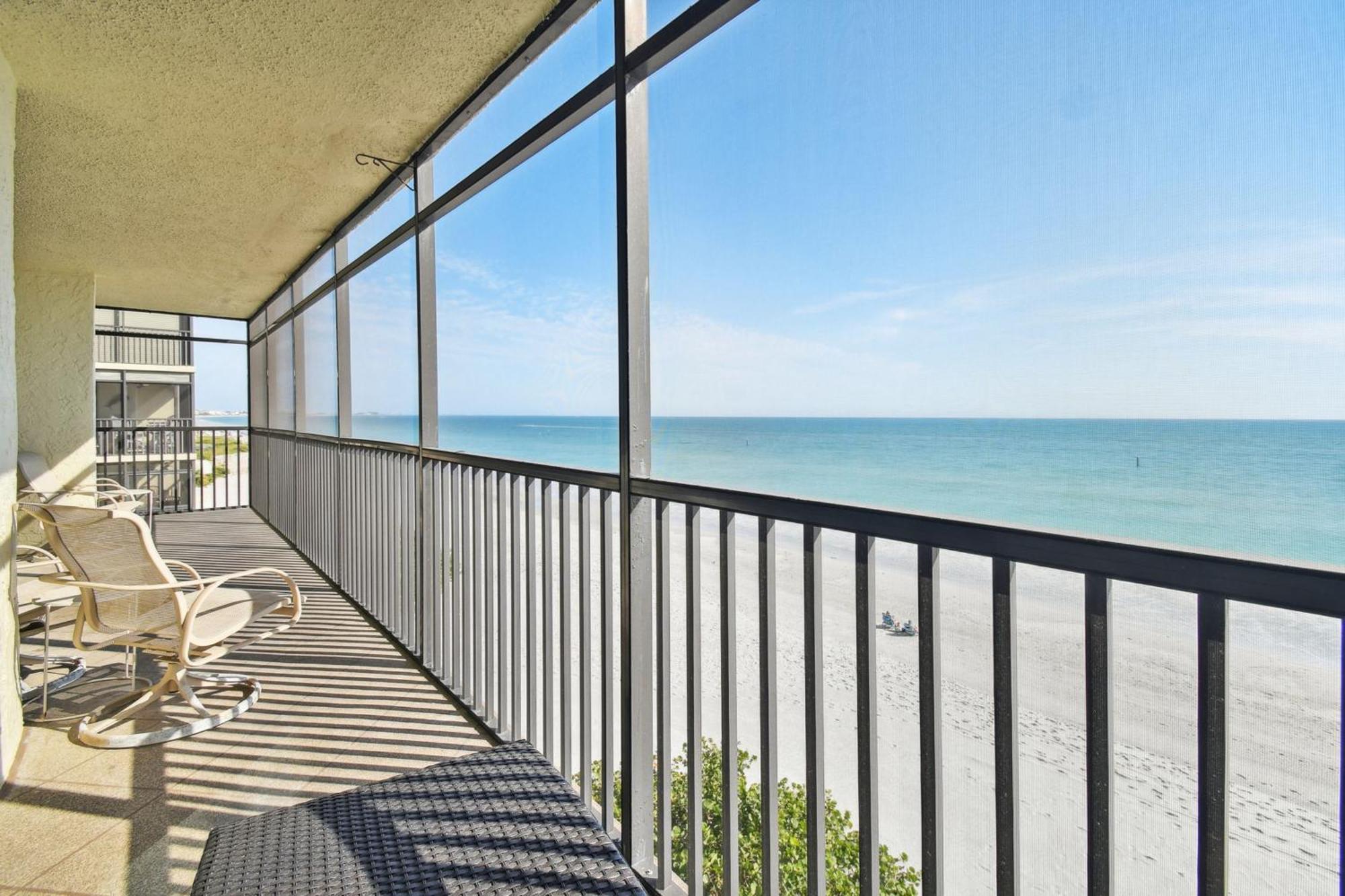 Apartment Shores Of Madeira- Madeira Beach, Fl