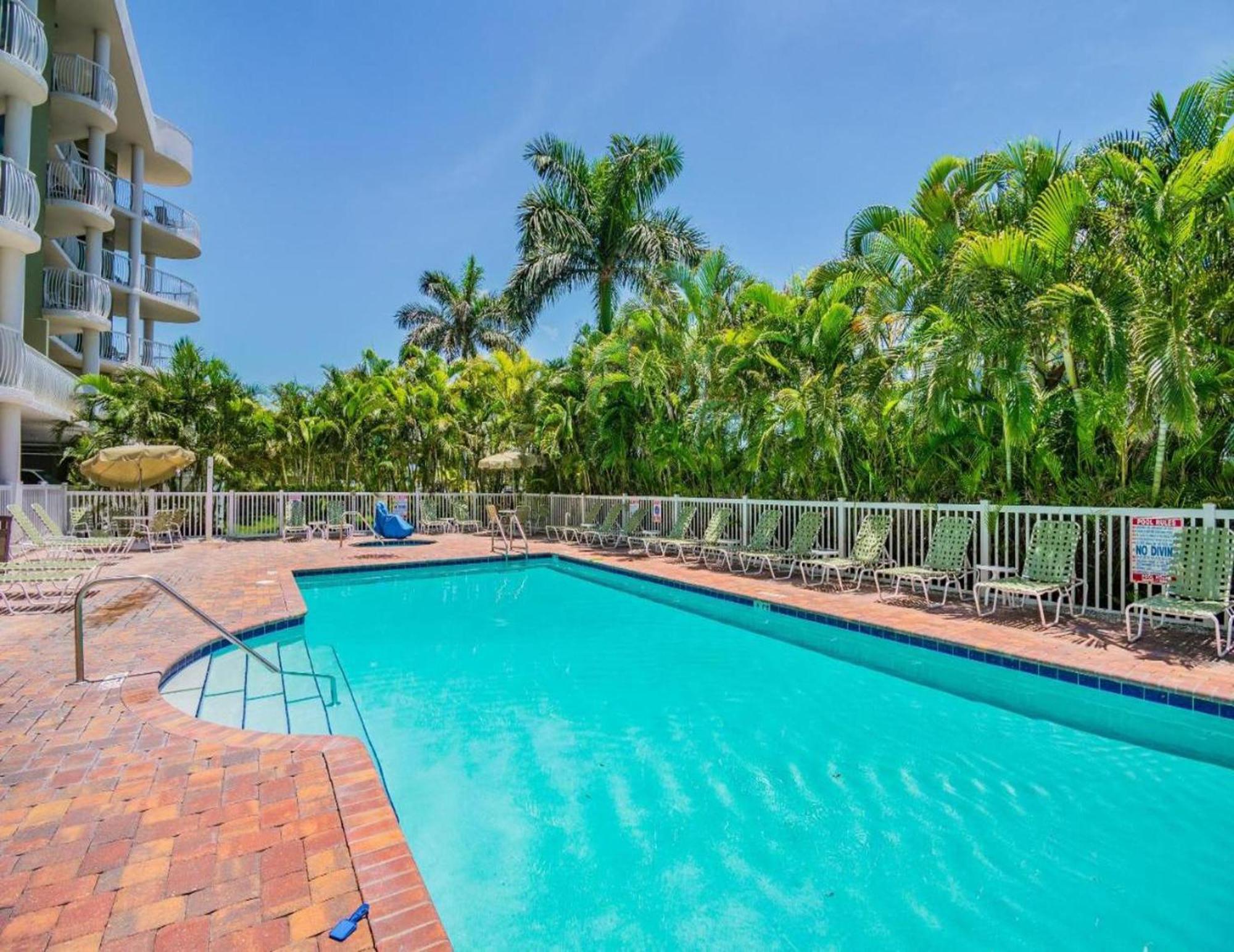 Crystal Palms 207 * St. Pete Beach