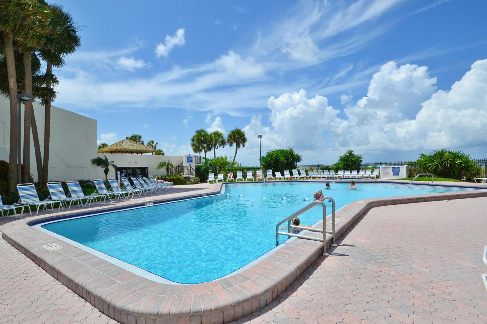 Ocean Sands 908 Apartment