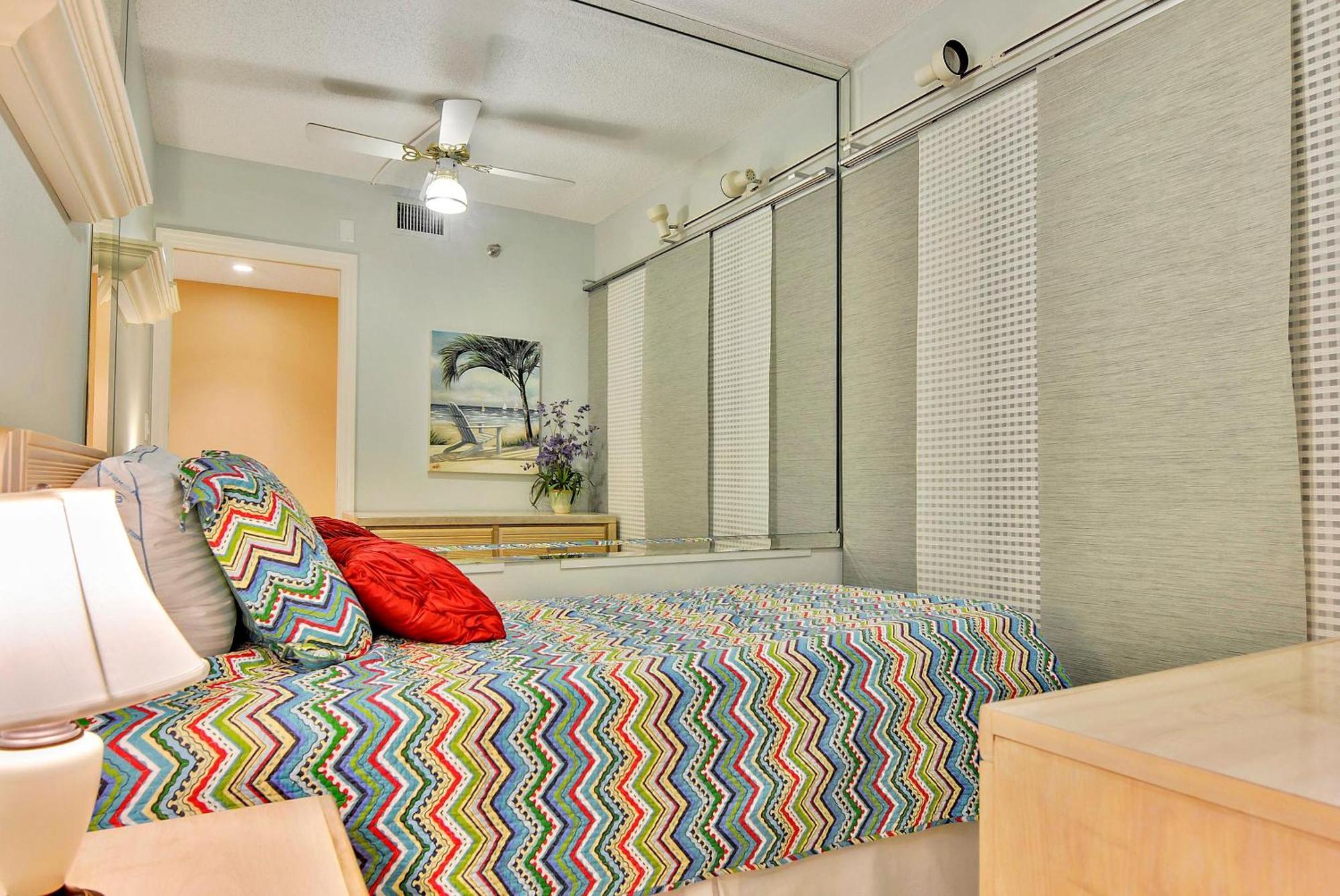 Holiday home Madeira 307 - Premier St. Pete Beach