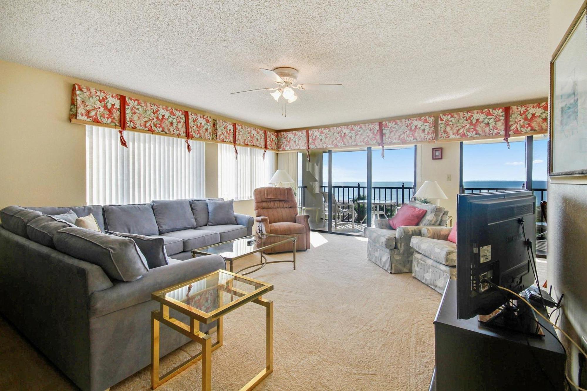 Land's End 8-401 Front Holiday home