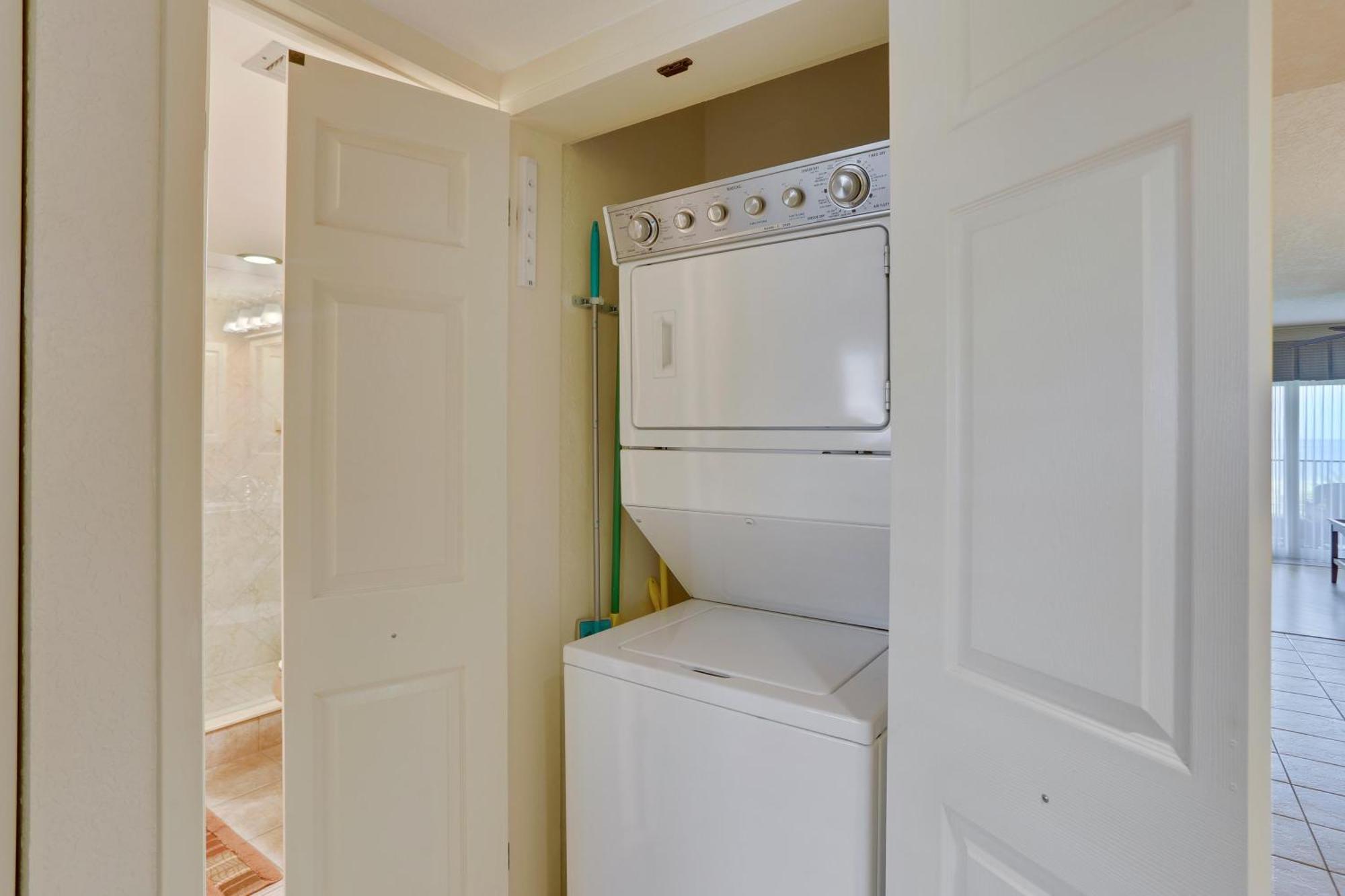 Land's End 7-304 Front - Premier St. Pete Beach